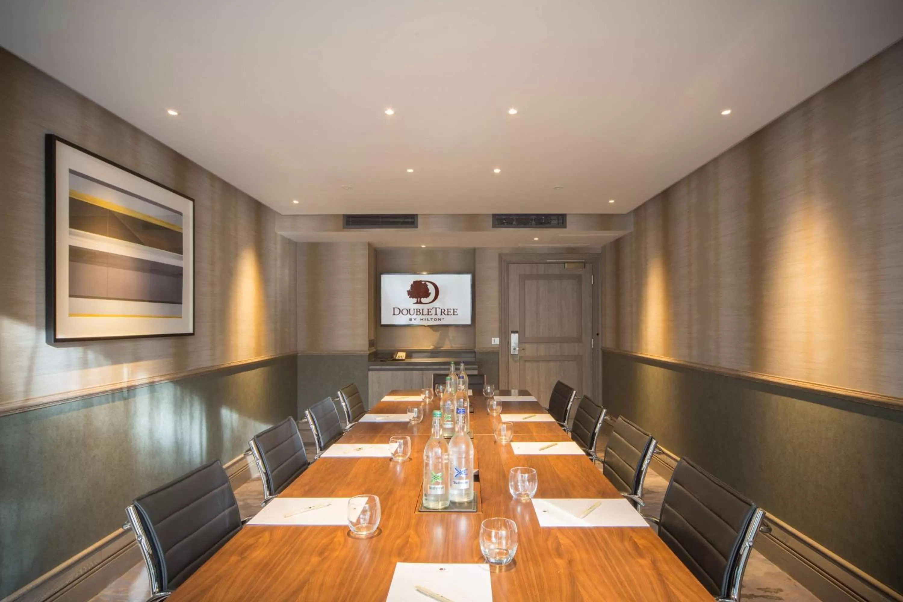 Meeting/conference room in DoubleTree by Hilton London Kingston Upon Thames