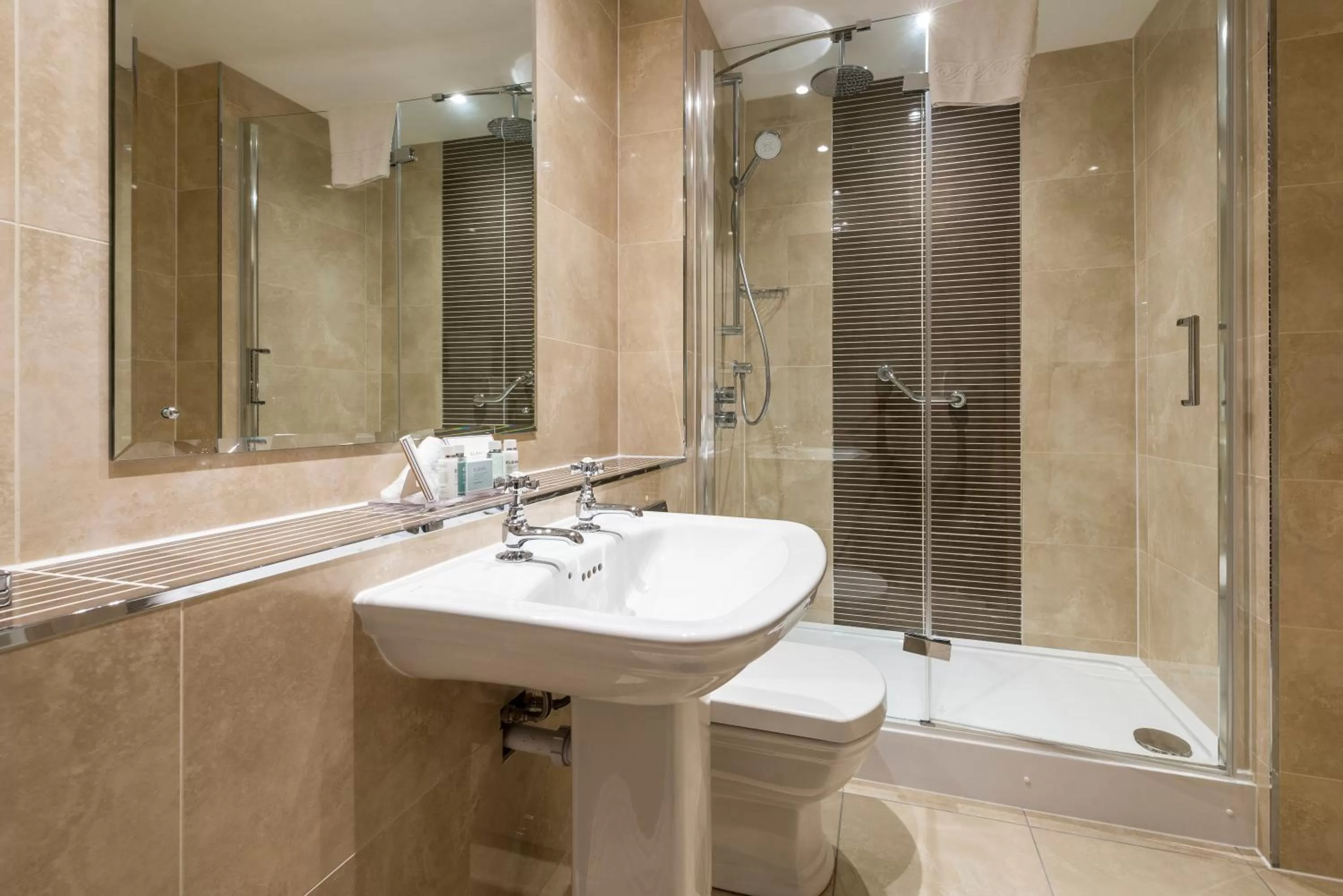 Bathroom in Macdonald Inchyra Hotel & Spa