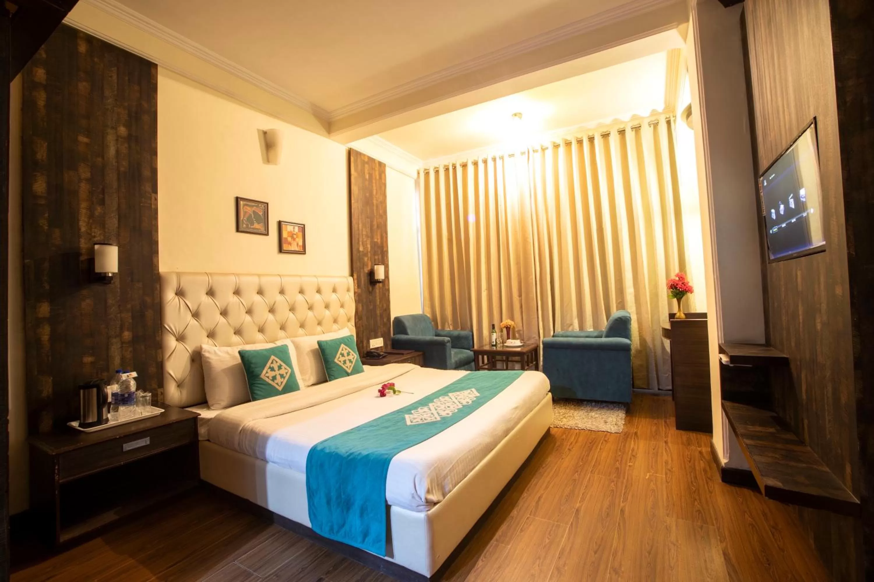 Bed in Snow Valley Resorts & Spa Manali