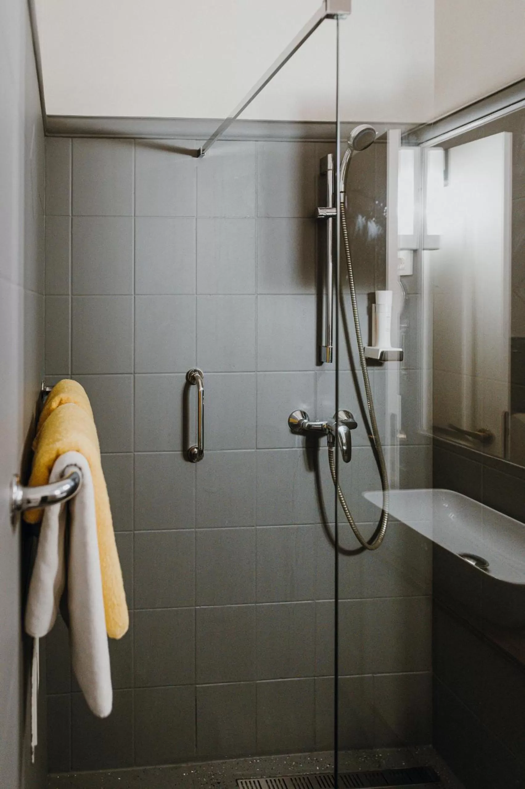 Bathroom in Hotel Piano
