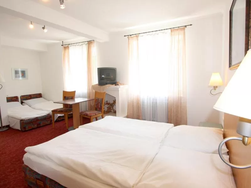 Photo of the whole room, Bed in Hotel Gasthof Krone