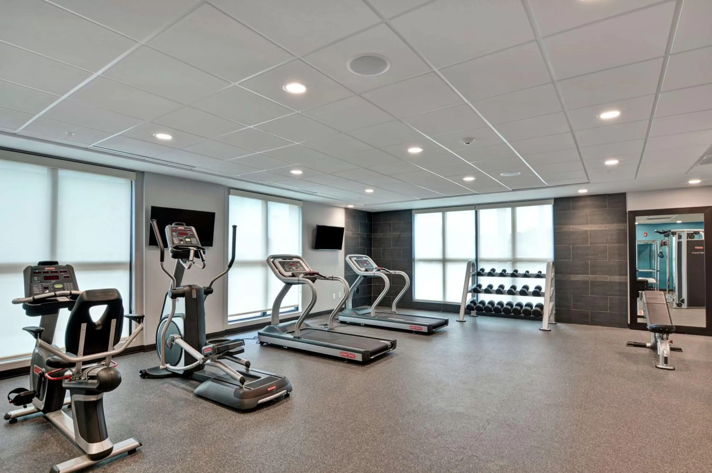 Fitness centre/facilities in Home2 Suites Pensacola I-10 At North Davis Hwy