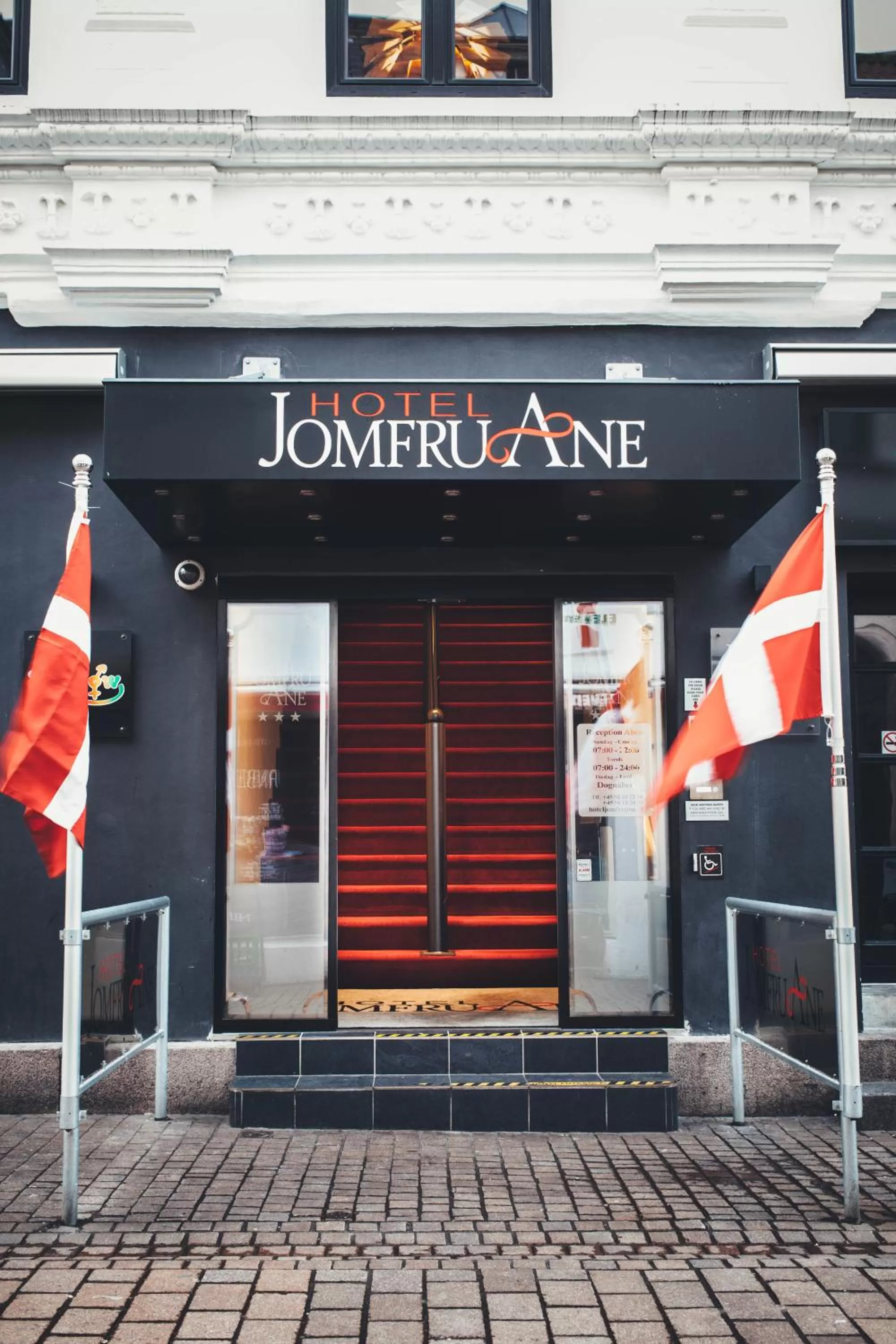 Facade/entrance in Dancenter Hotel Jomfru Ane
