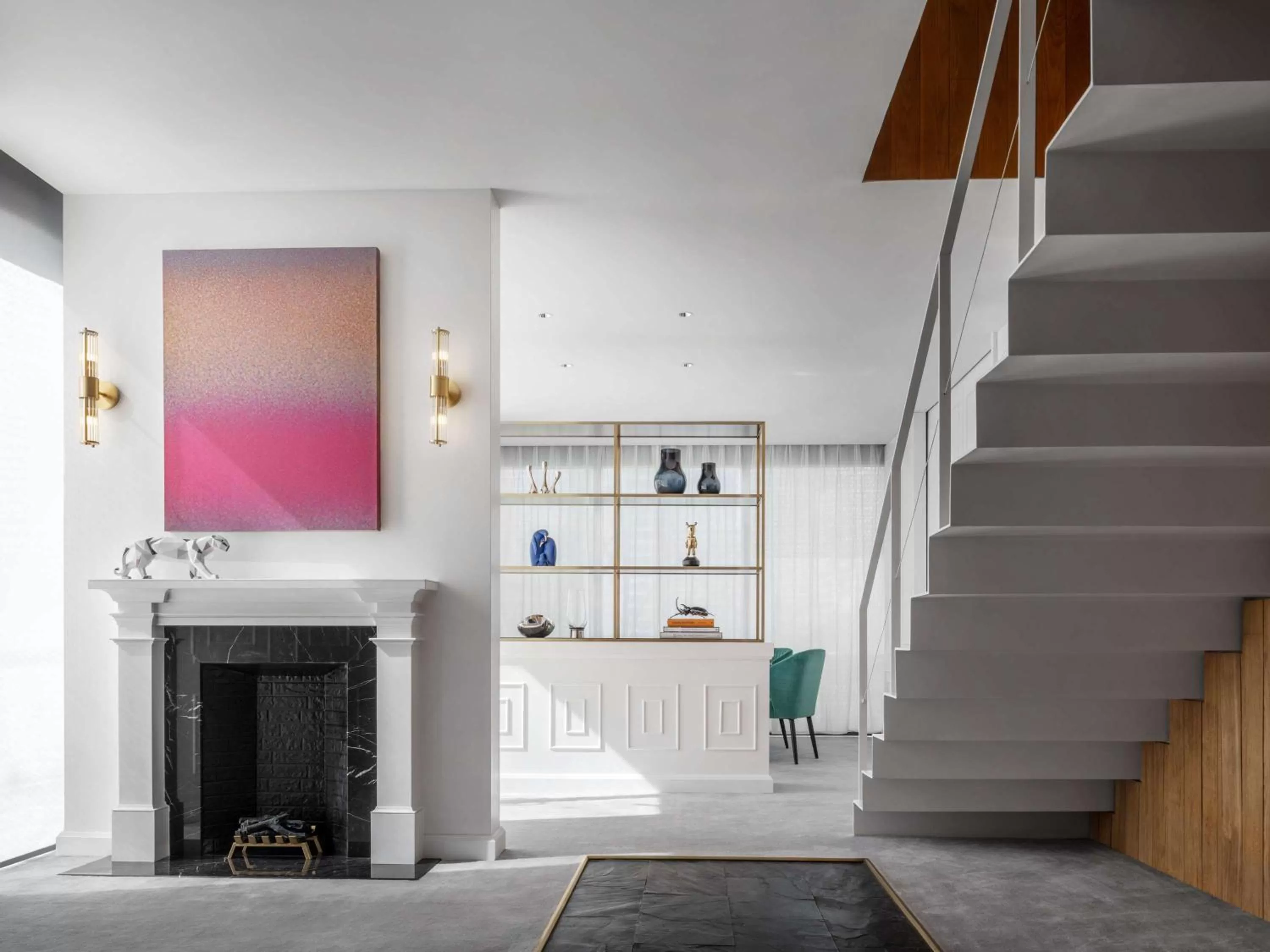 Photo of the whole room in The Opposite House