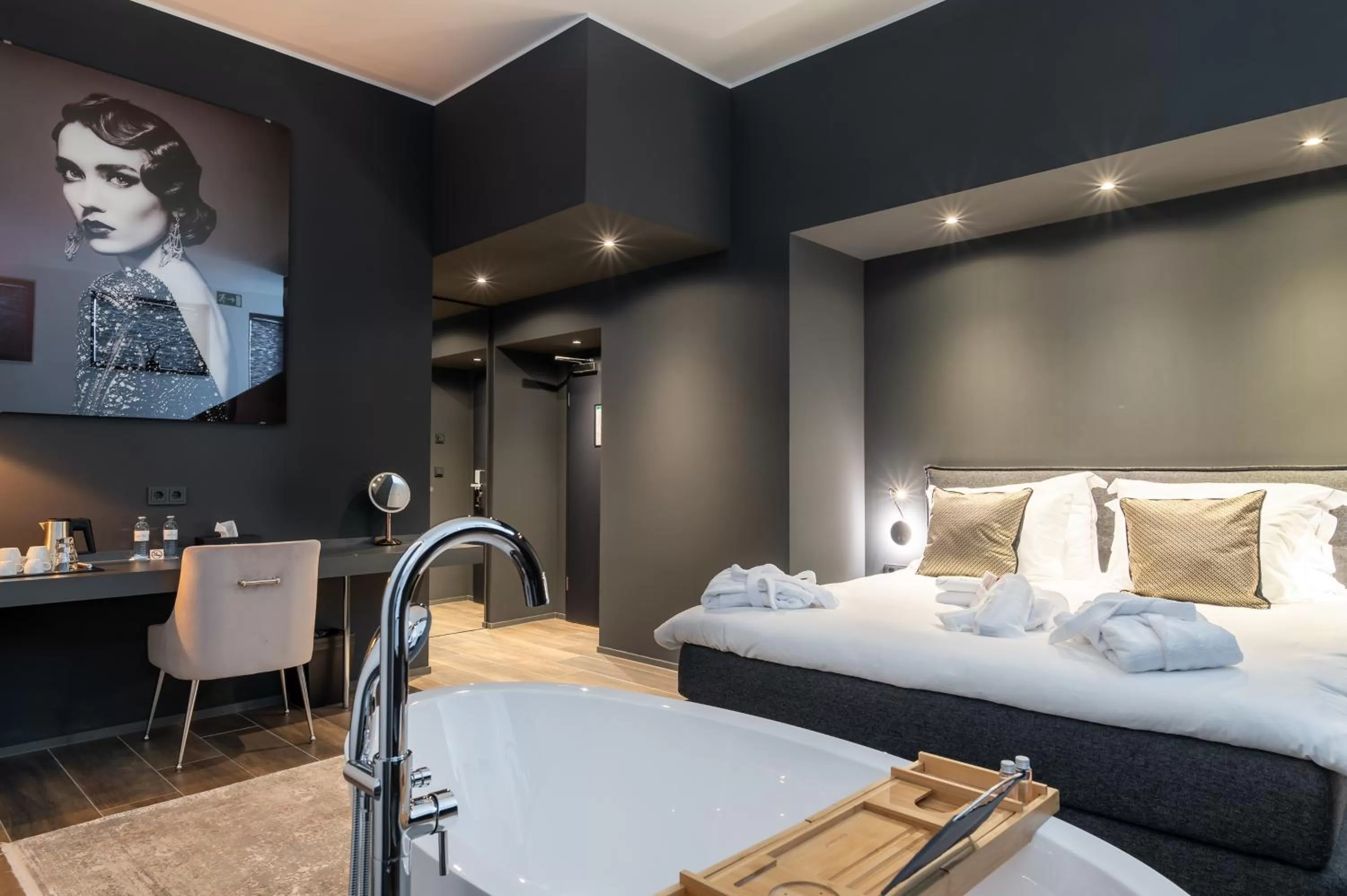 Photo of the whole room, Bed in Sellmann´s Boutique Hotel