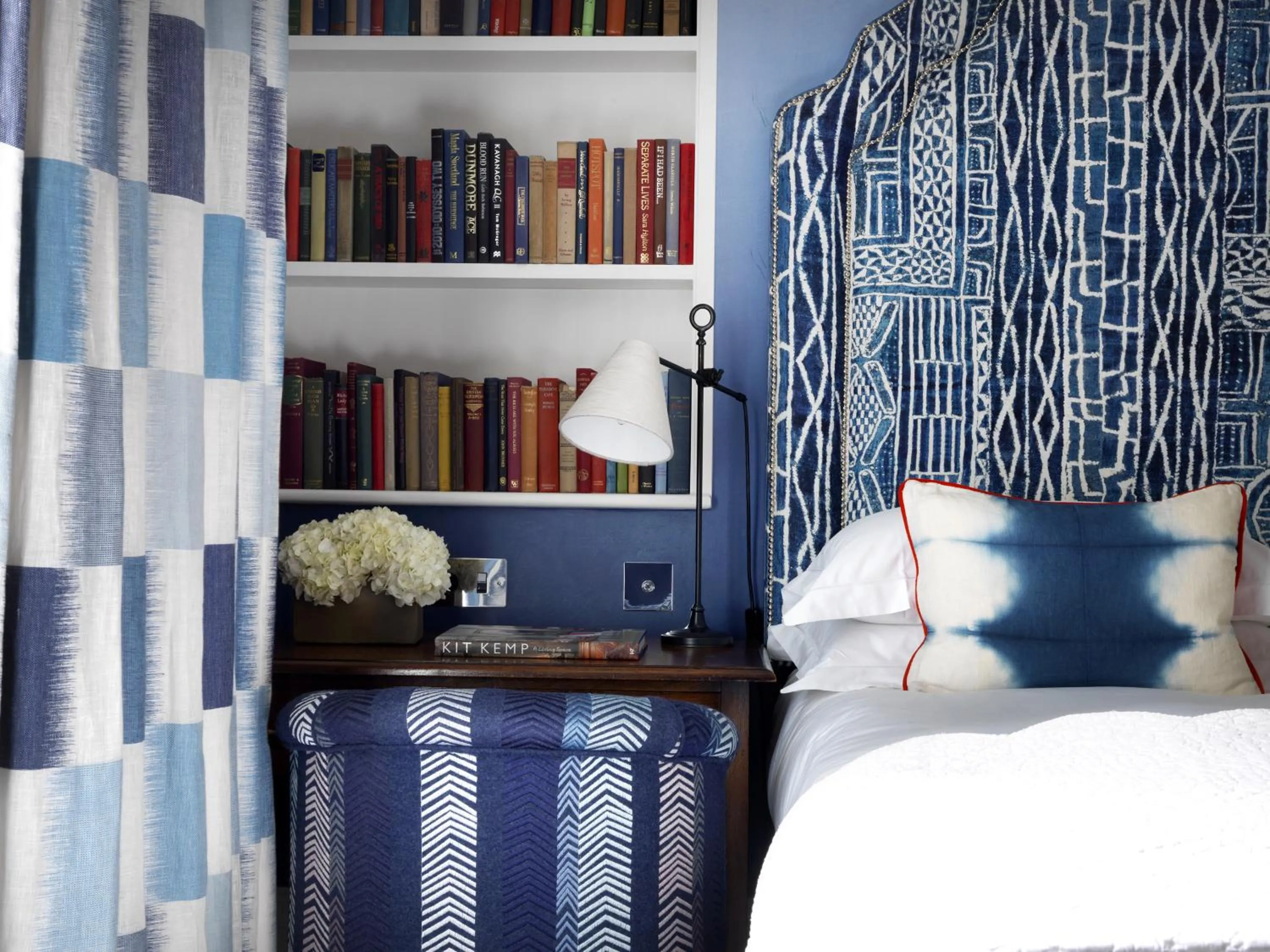 Bed in Number Sixteen, Firmdale Hotels