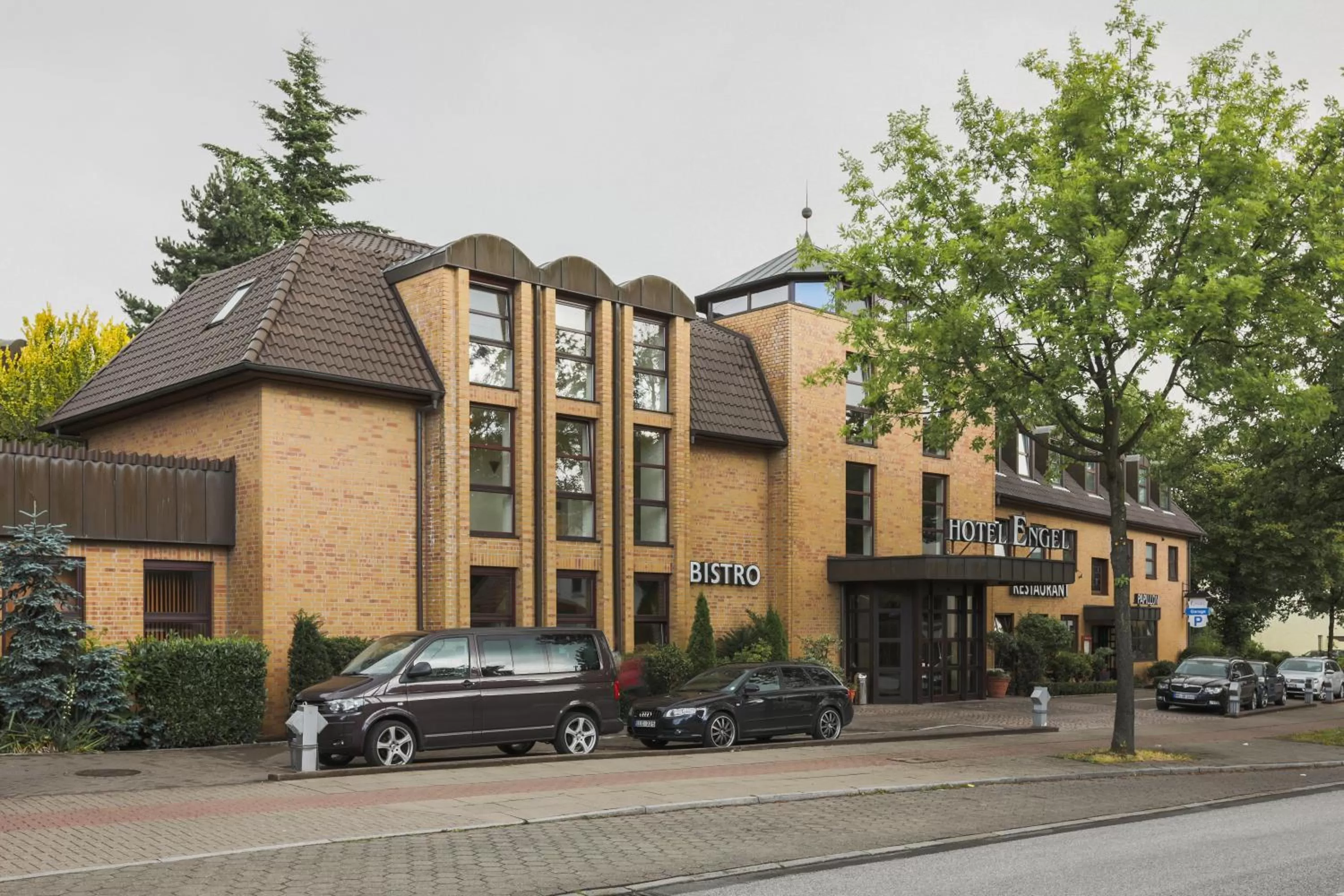 Facade/entrance in Hotel Engel