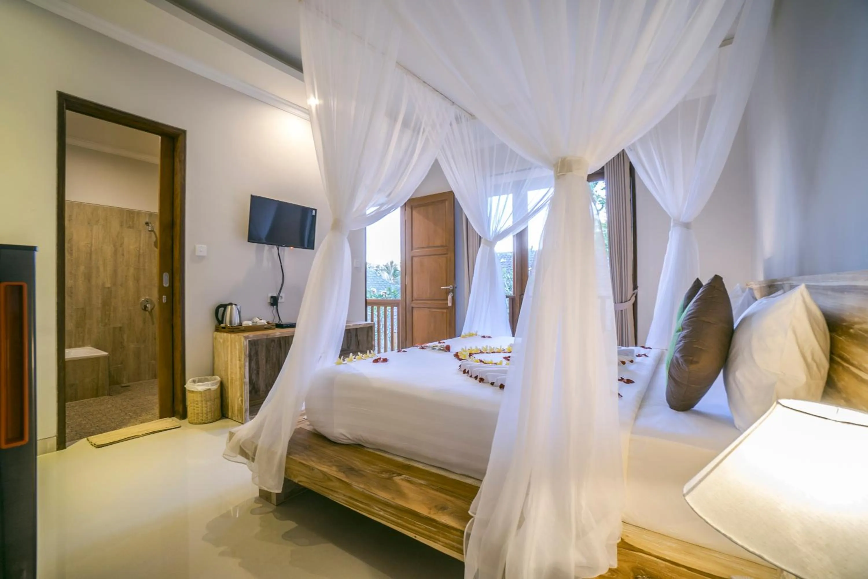 Bedroom, Bed in Ubud Tropical Garden 2