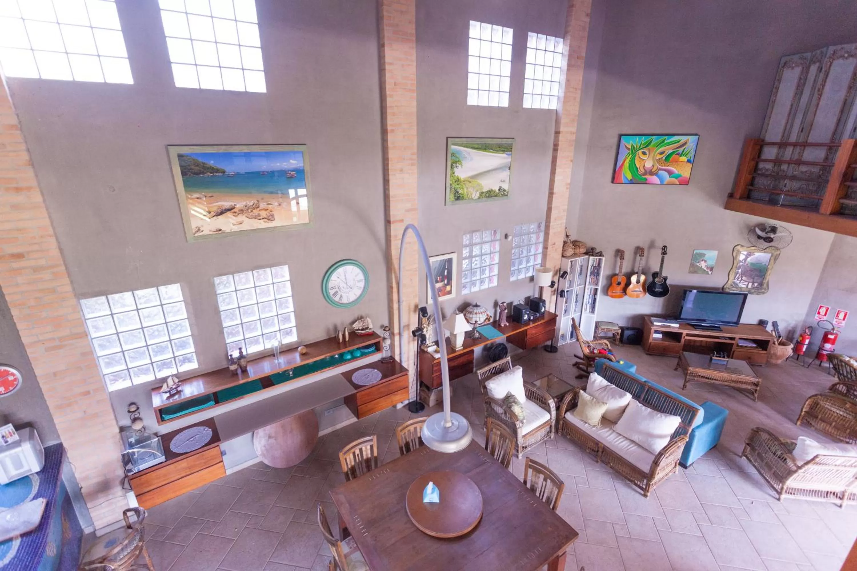 Living room in Ubatuba Ecologic Pousada