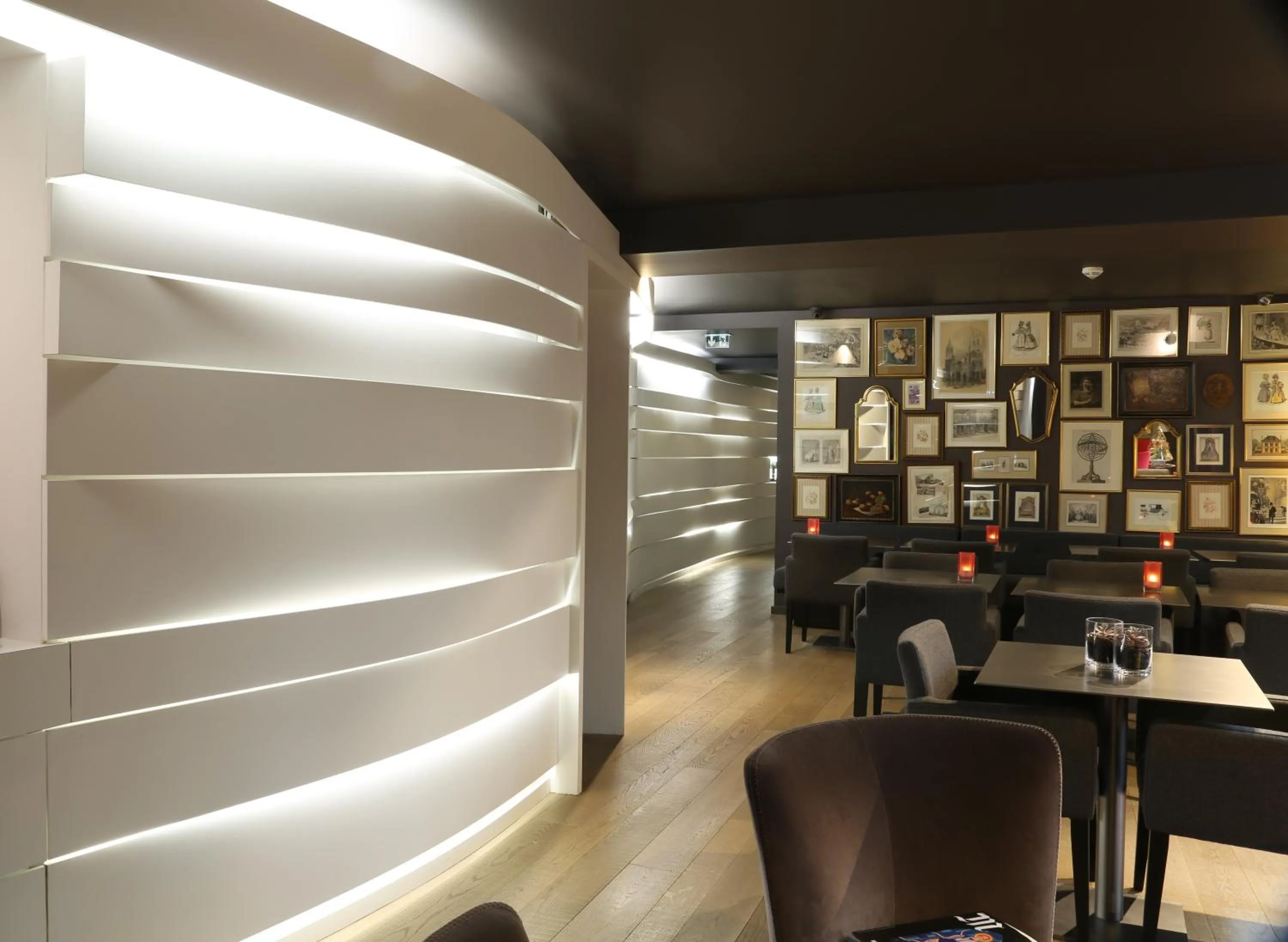 Restaurant/places to eat in Hôtel Molière