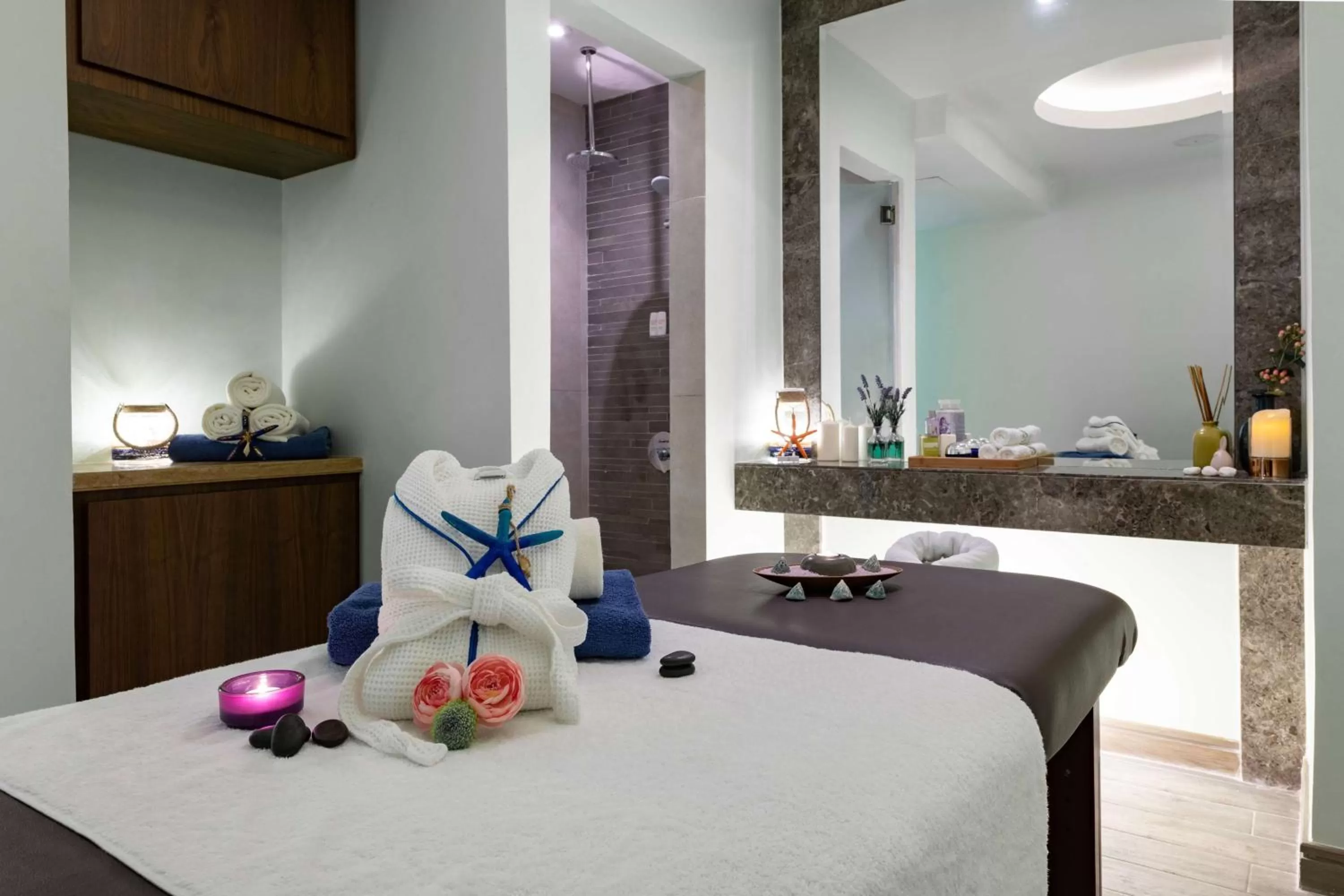 Property building in Radisson Blu Hotel, Jeddah Al Salam