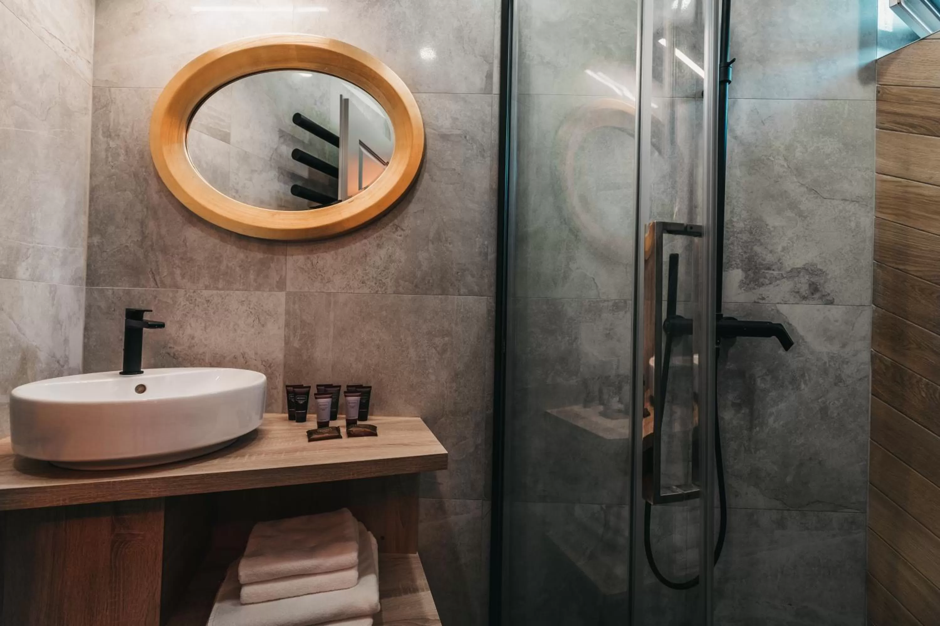 Bathroom in Room42 - Suites & Apartments