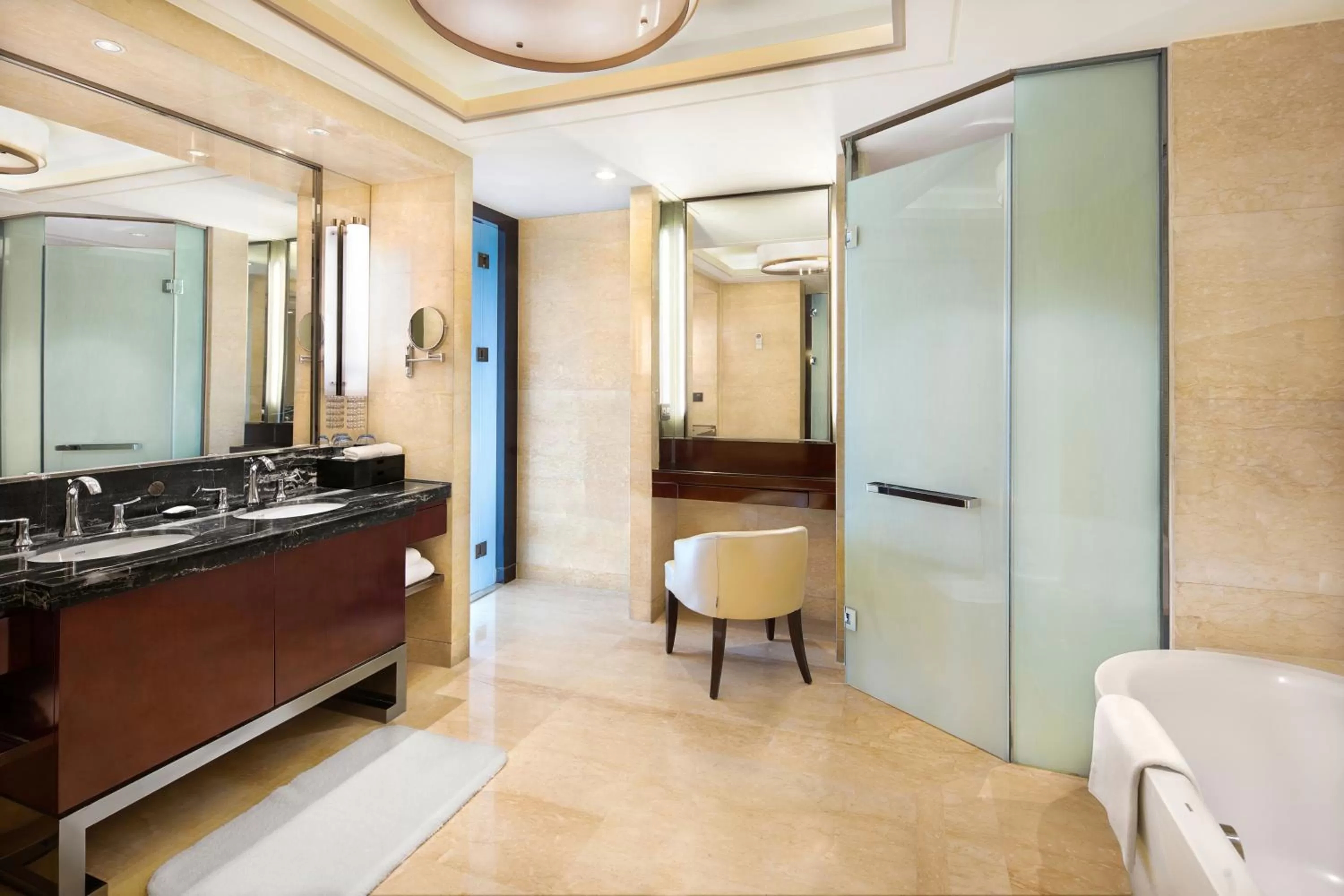 Bathroom in Crowne Plaza Chengdu Panda Garden by IHG