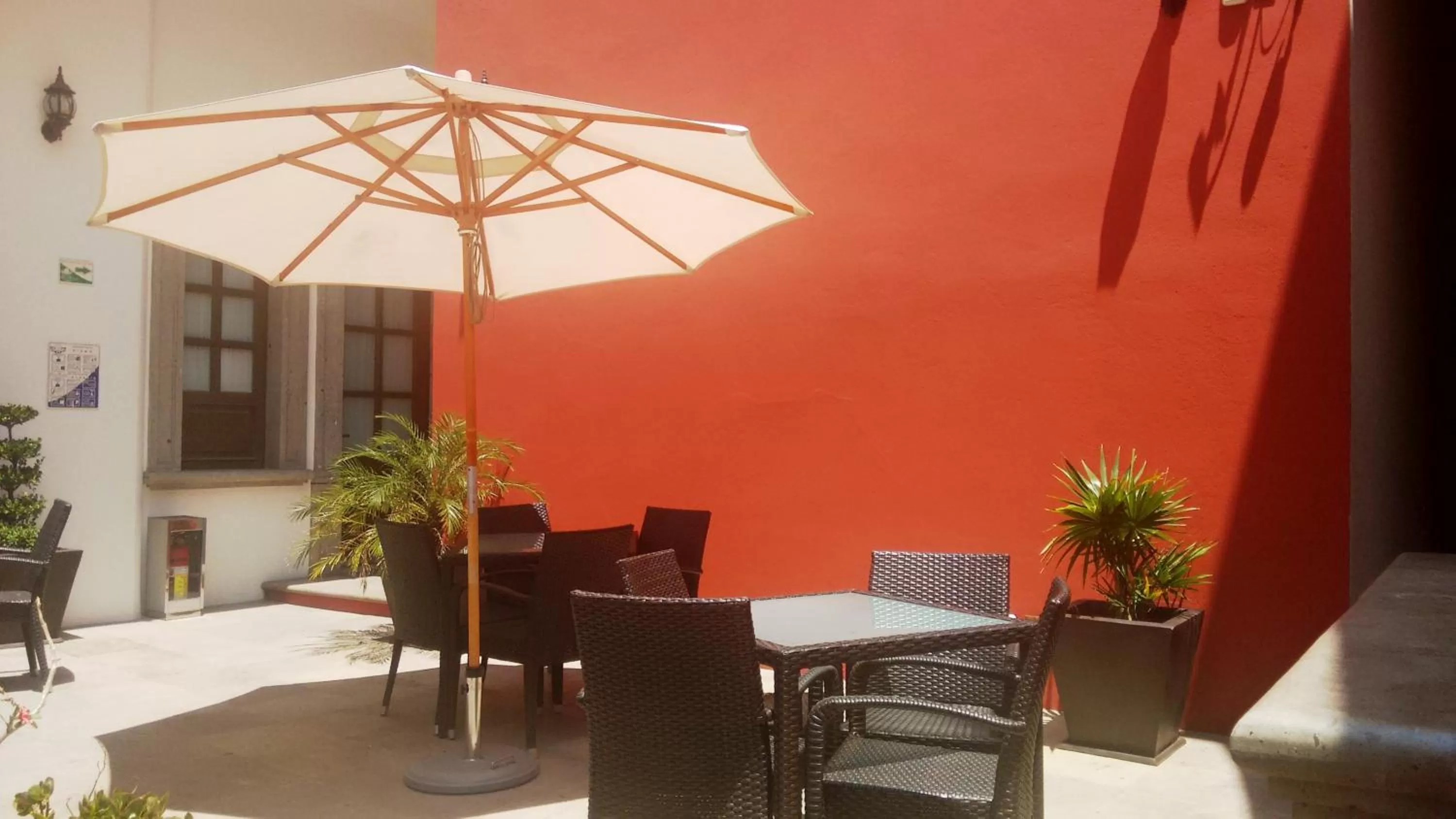 Patio in Hotel San Xavier