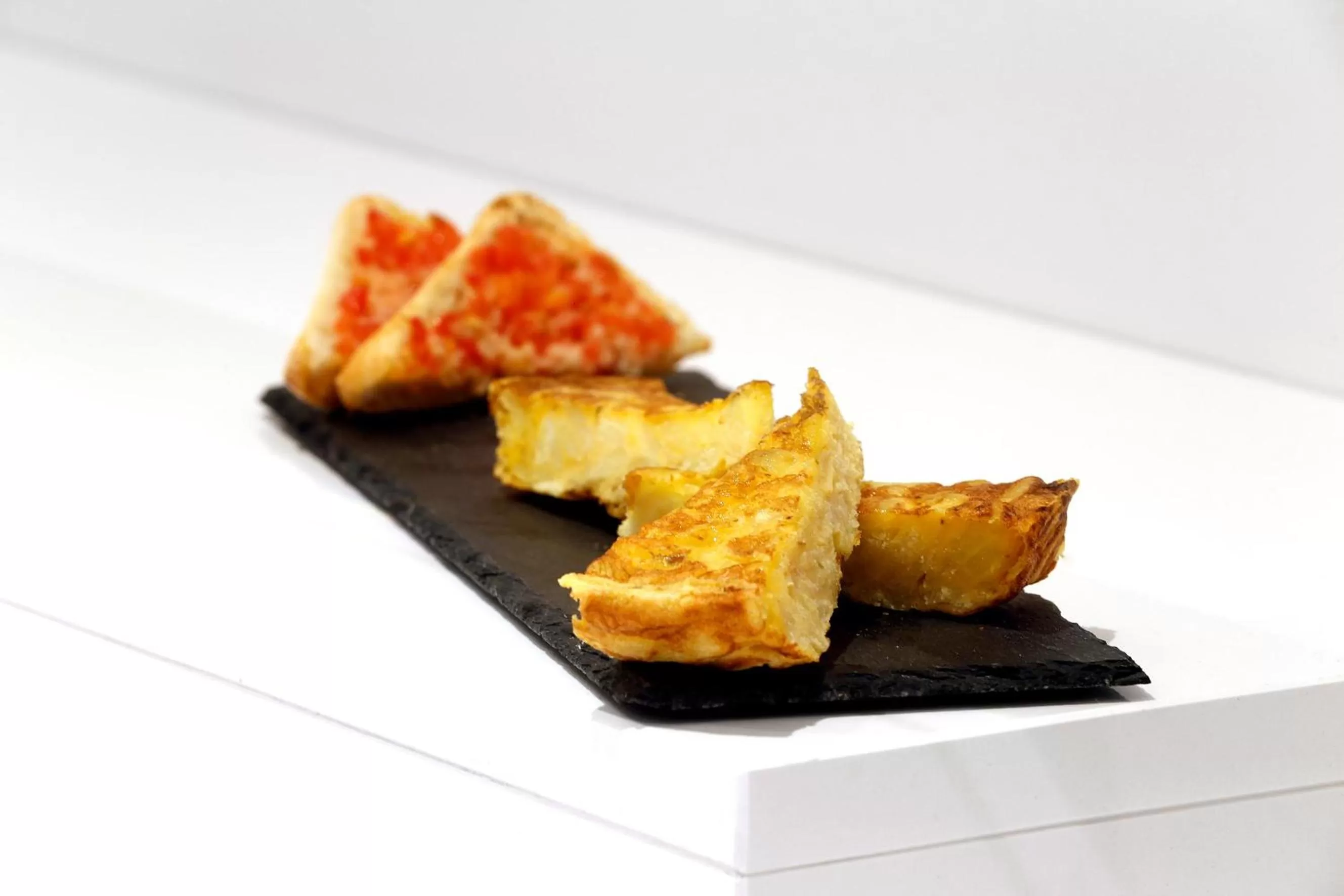 Lounge or bar in HCC Taber