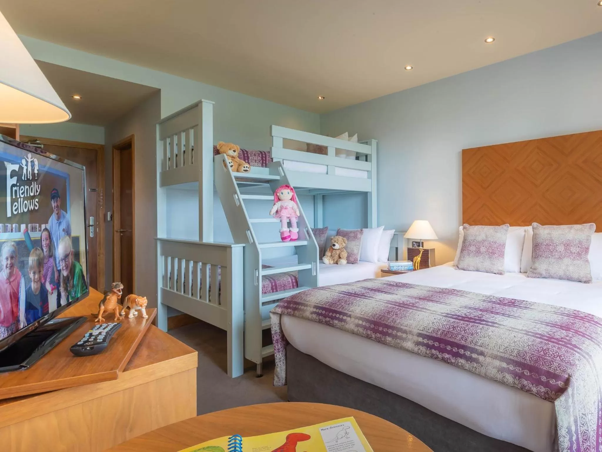 Bedroom, Bed in The Connacht Hotel