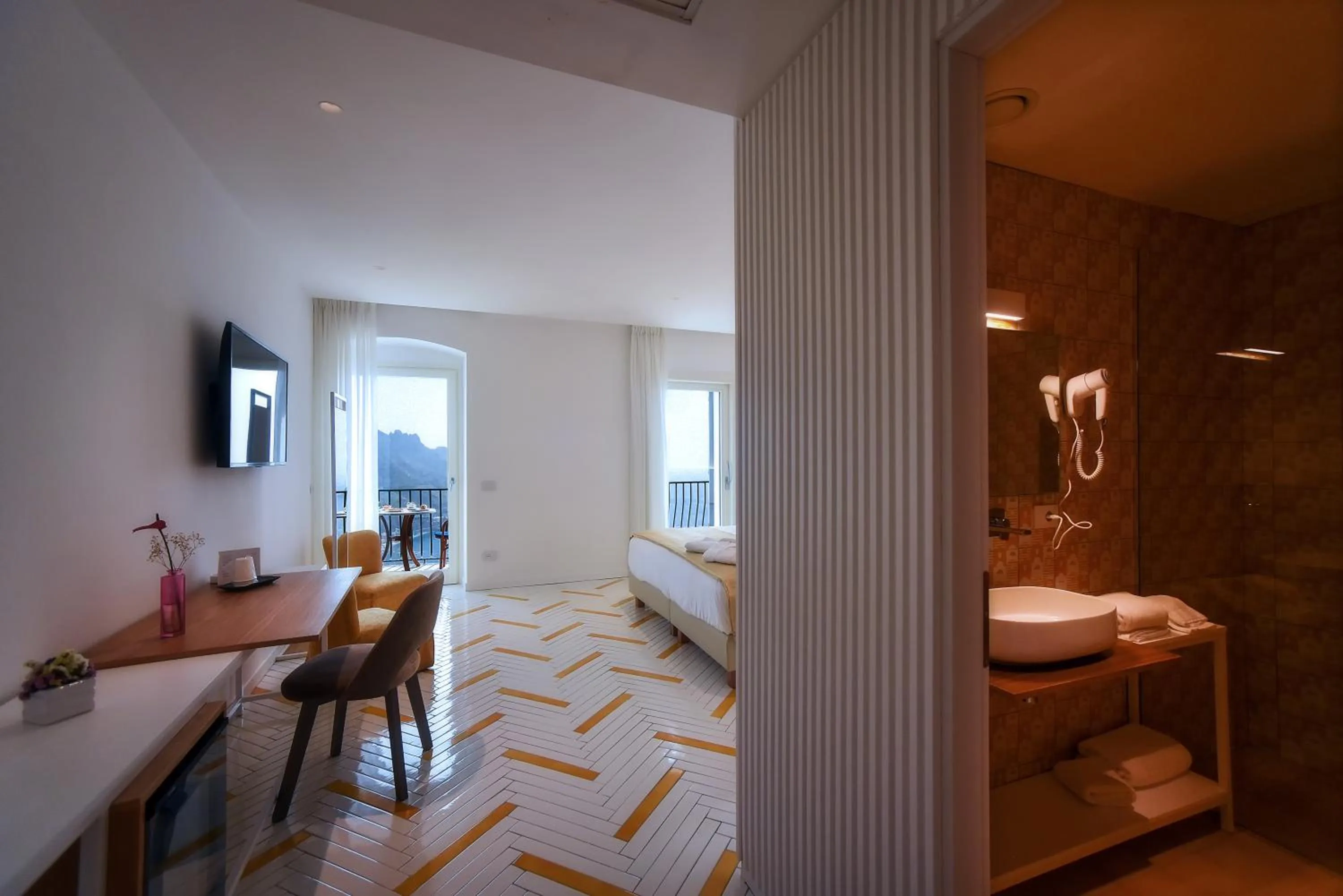 Photo of the whole room, Bed in Hotel Graal