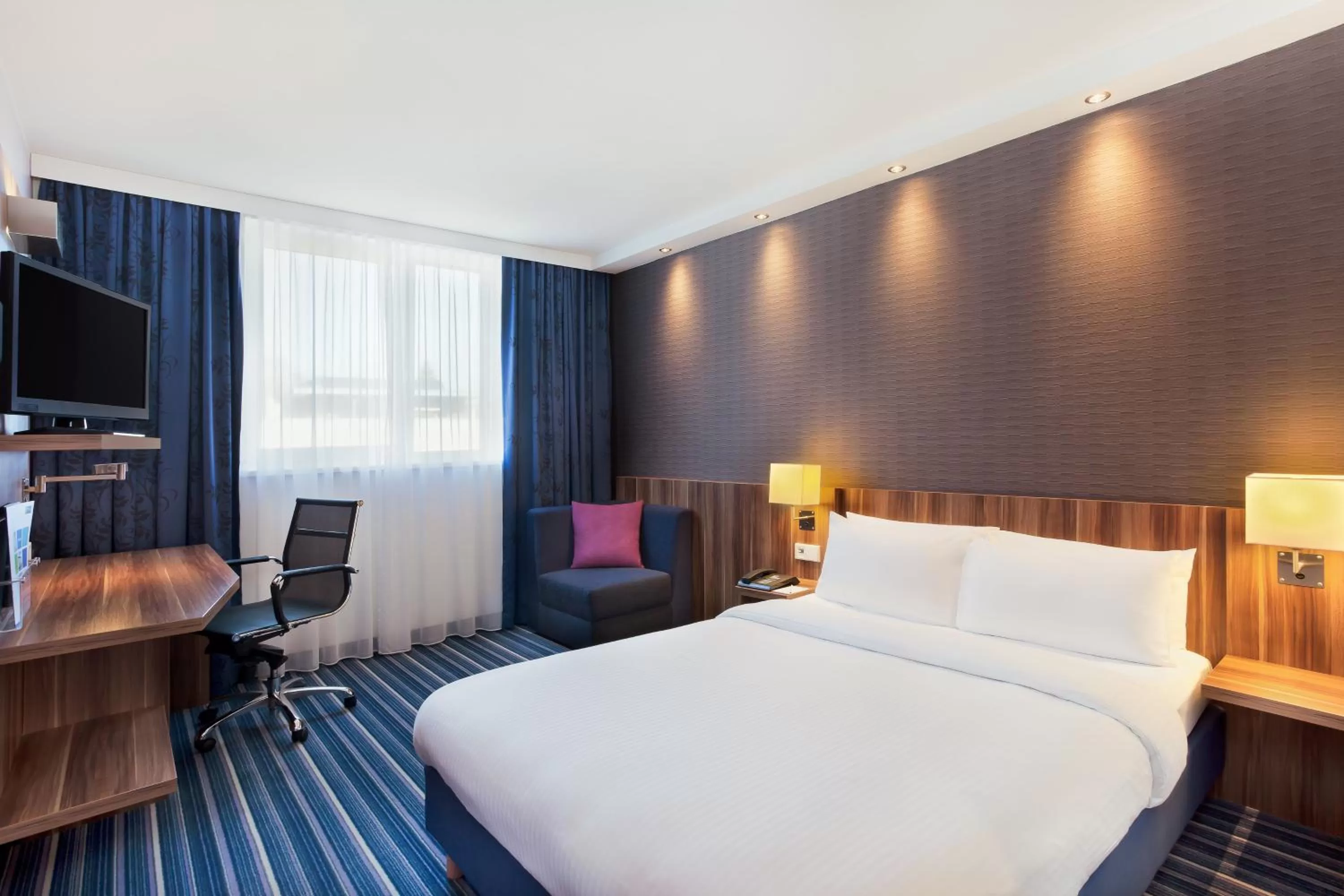Photo of the whole room, Bed in Holiday Inn Express Augsburg by IHG
