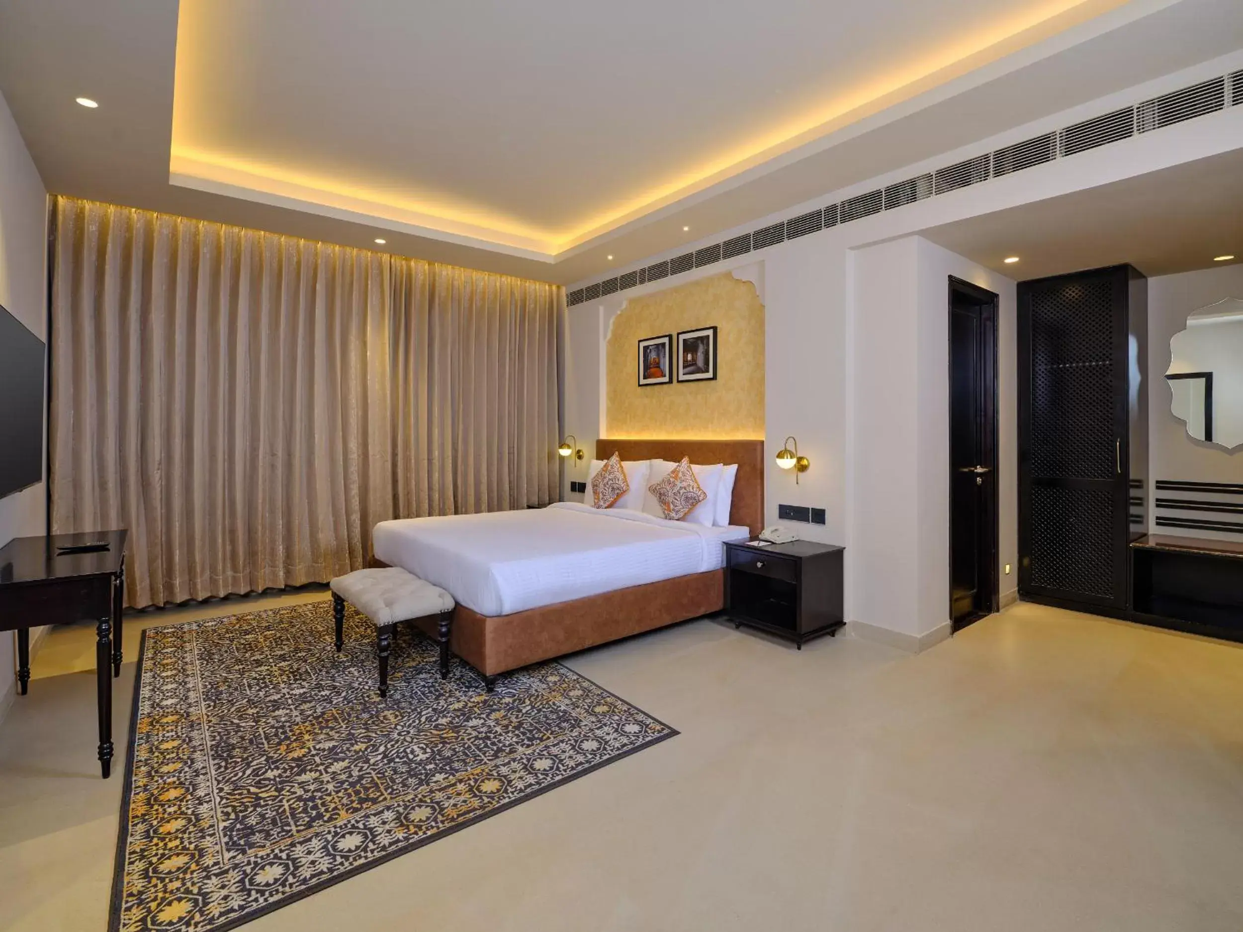 Deluxe Double or Twin Room in Pride Amber Vilas Resort & Convention Centre Deluxe Double or Twin Room in Pride Amber Vilas Resort & Convention Centre