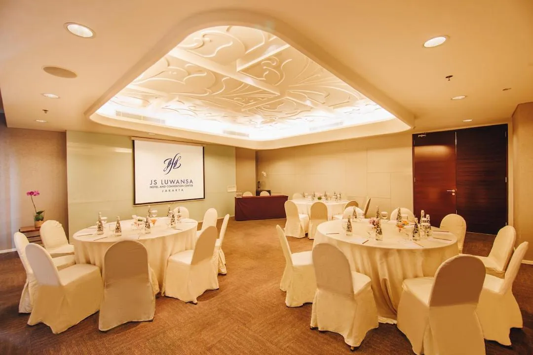 Property building in JS Luwansa Hotel & Convention Center