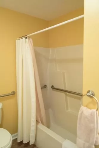 Bathroom in Inn at the Old Silk Mill