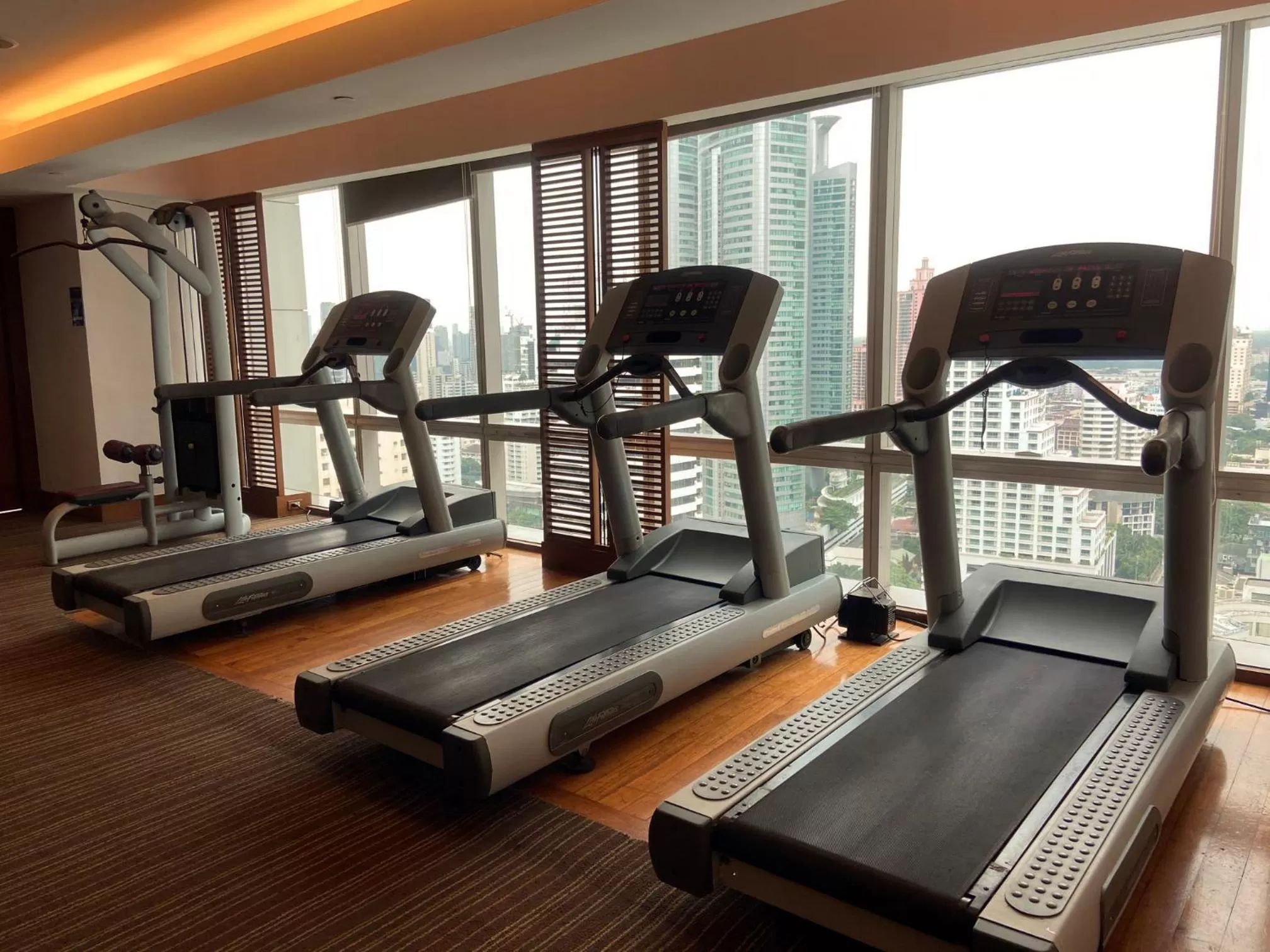 Fitness centre/facilities in Column Bangkok Hotel