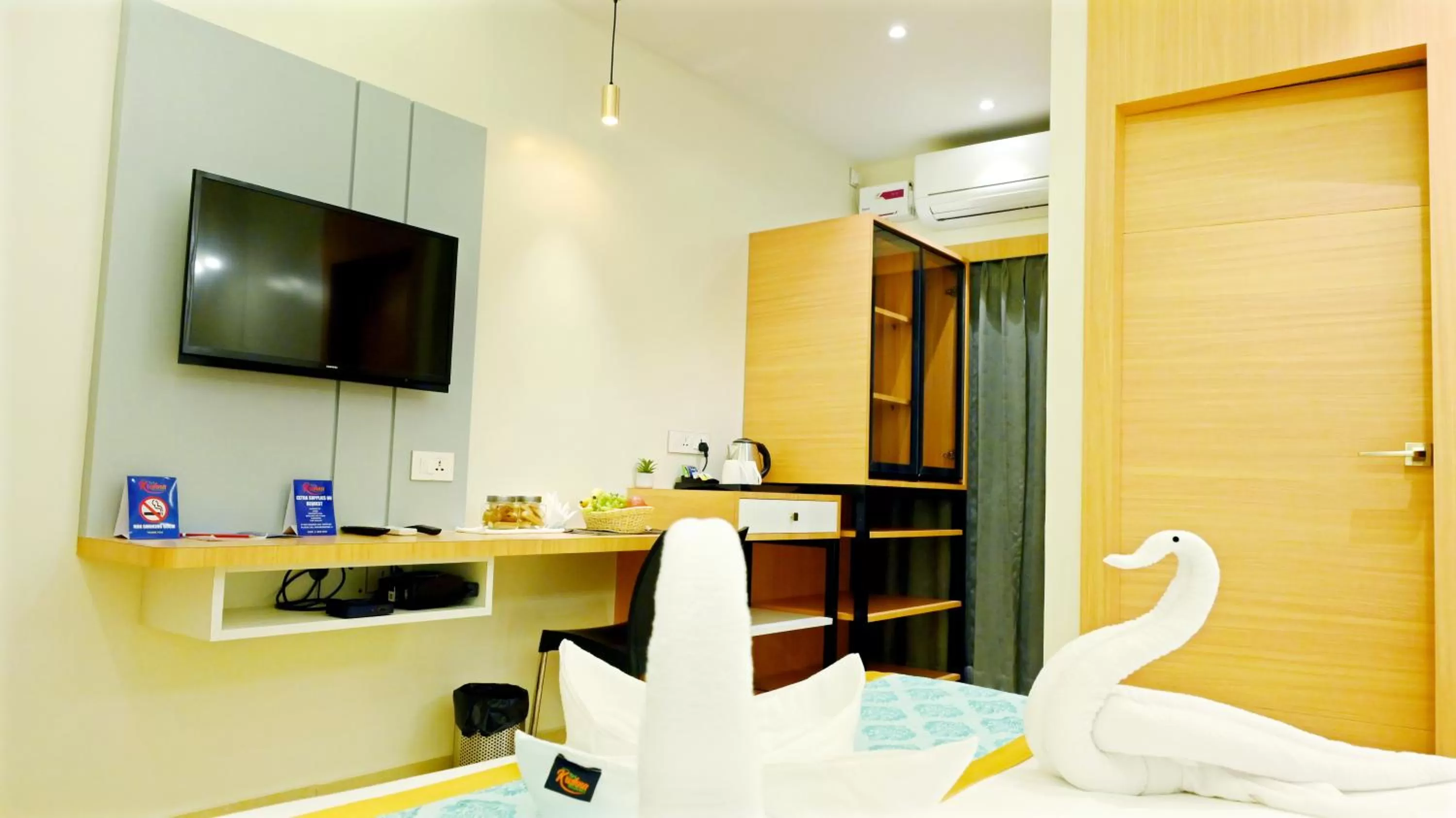 TV and multimedia in Hotel Sri Krishna Residency