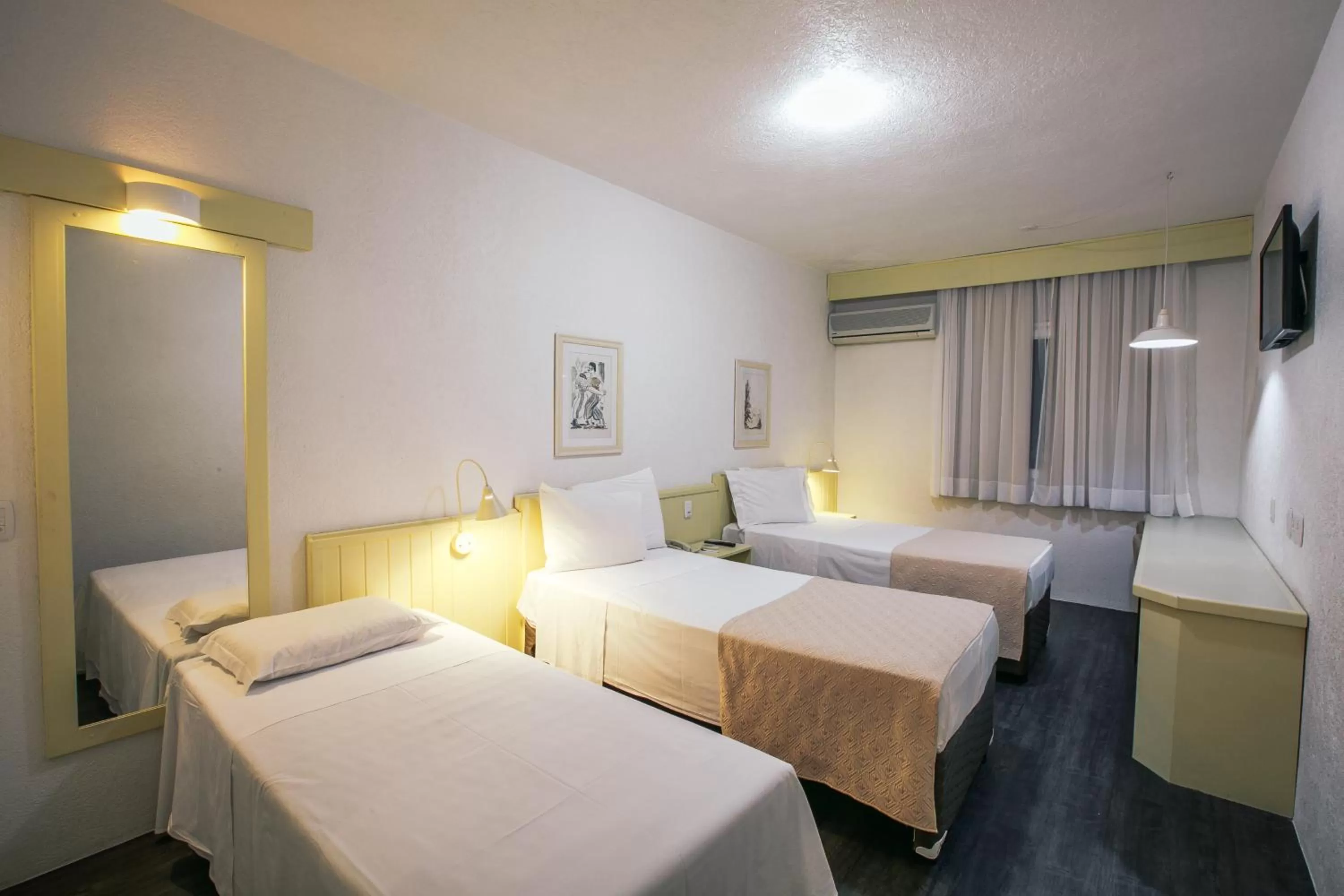 Photo of the whole room, Bed in Dall’Onder Grande Hotel Bento Gonçalves