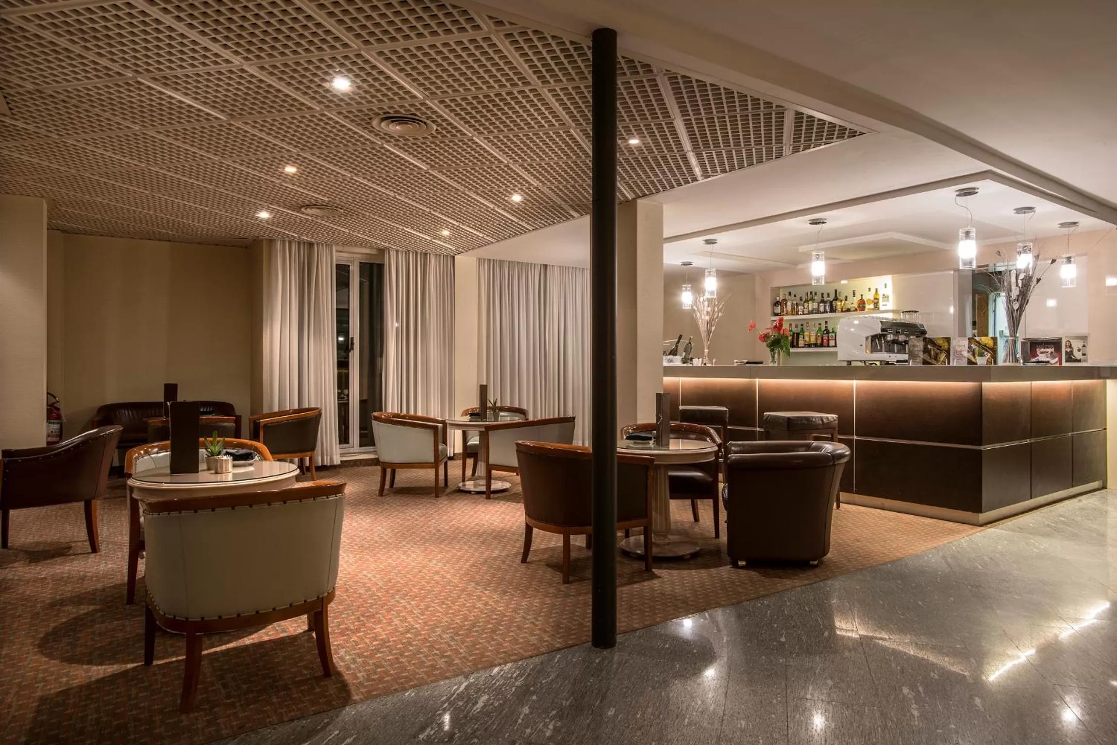 Lounge or bar in FlyOn Hotel & Conference Center