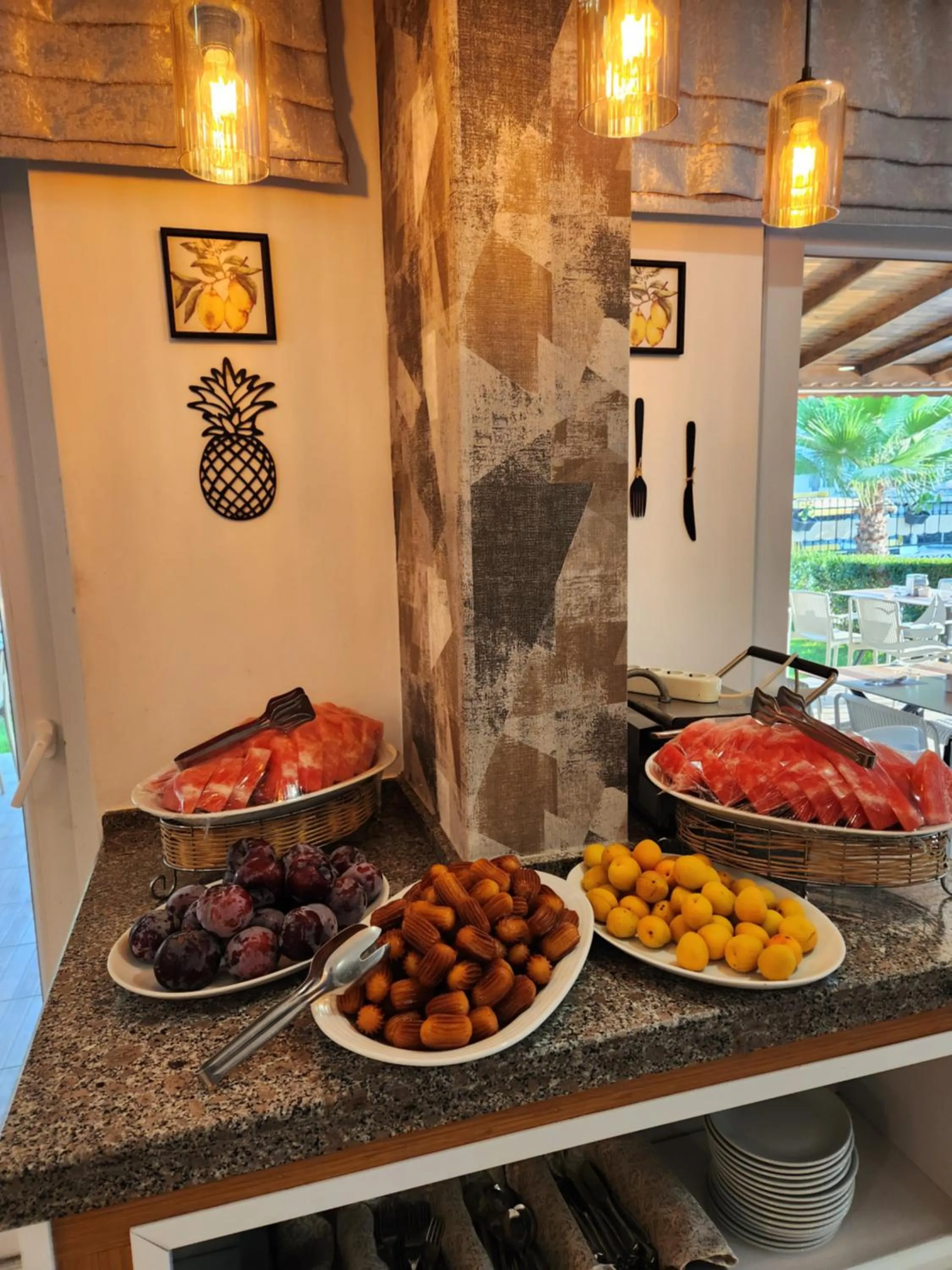 Food and drinks in Esperanza Hotel