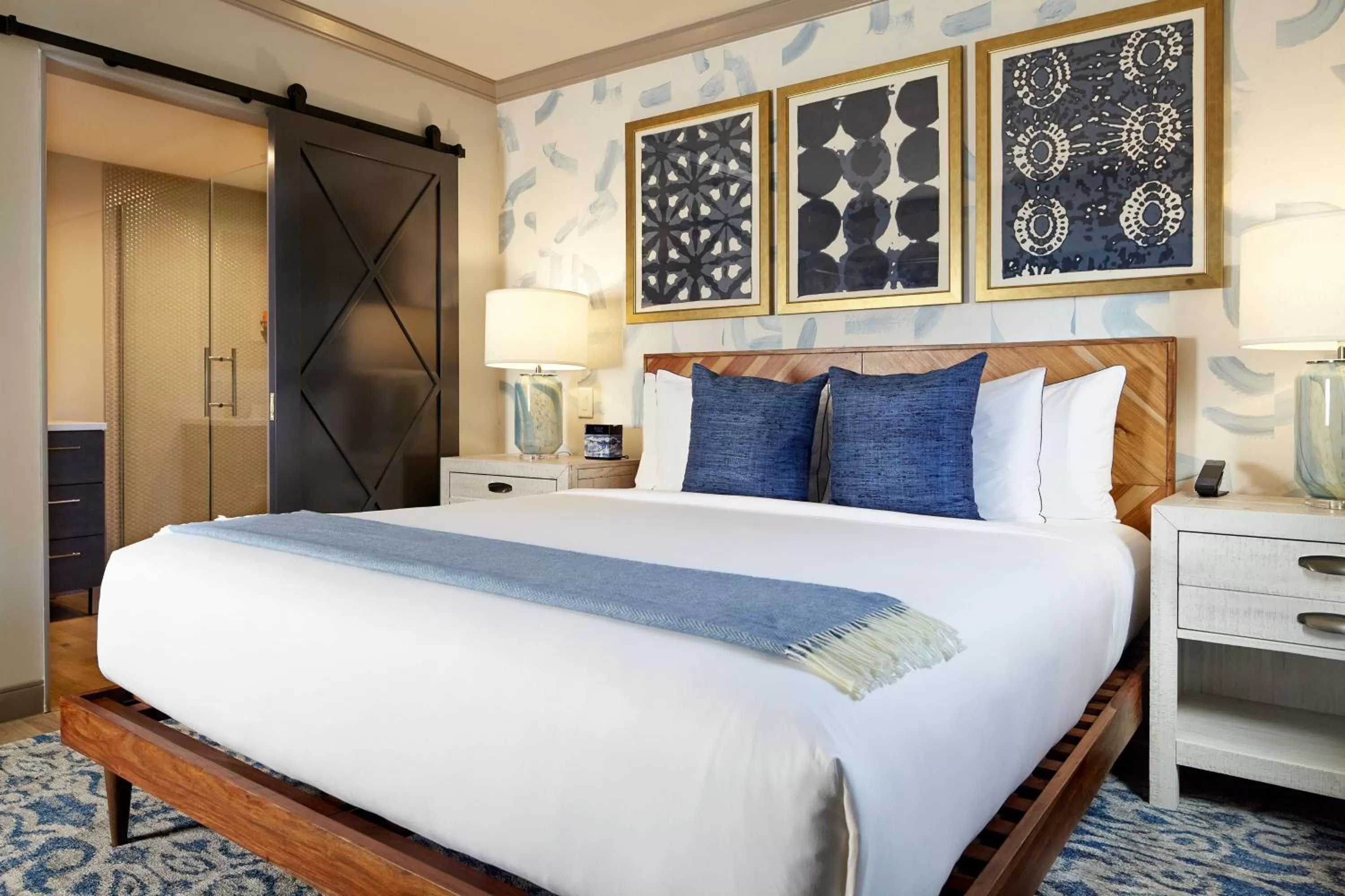 Photo of the whole room, Bed in The Burgess Hotel, Atlanta, a Tribute Portfolio Hotel