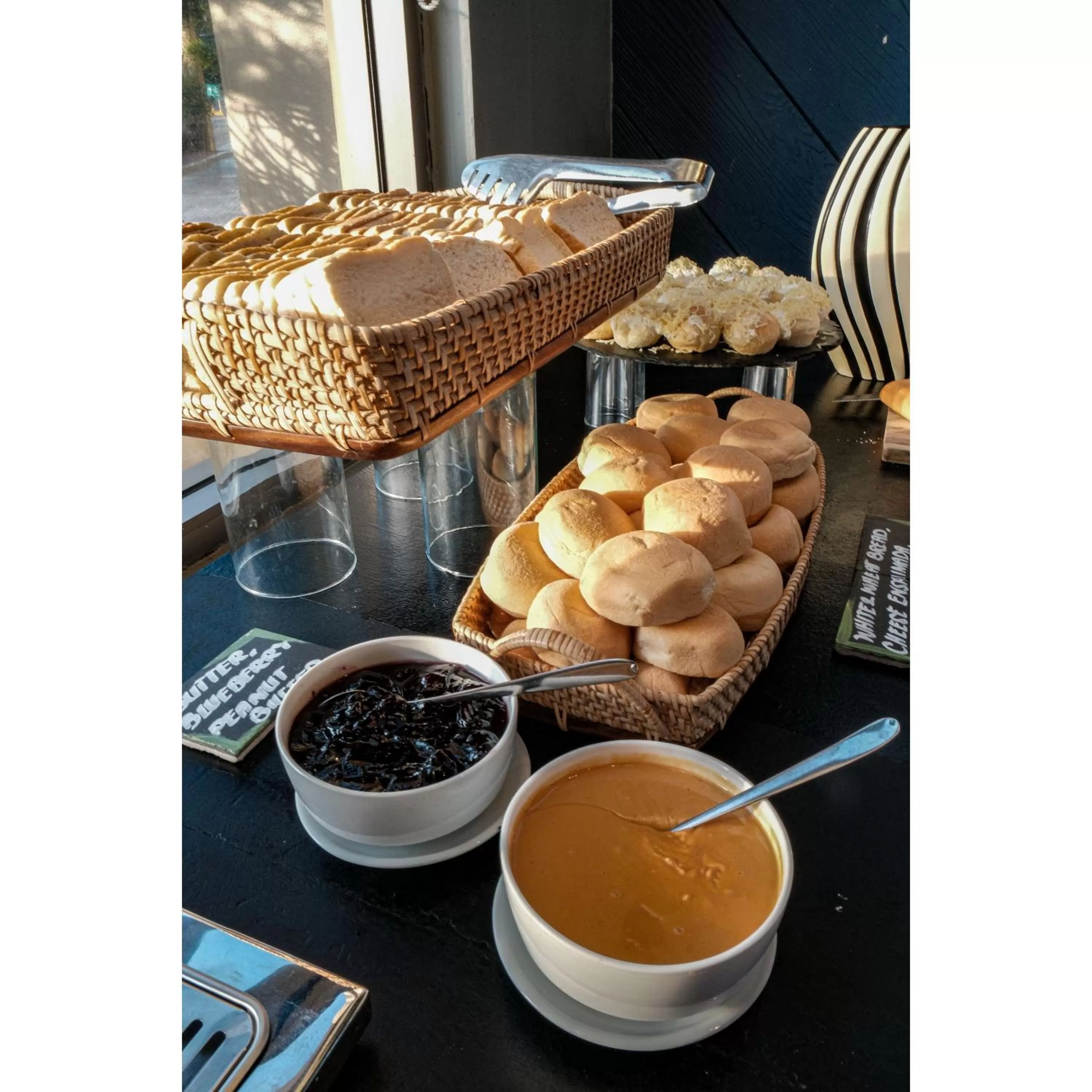 Breakfast in Summit Ridge Tagaytay - Newly Renovated