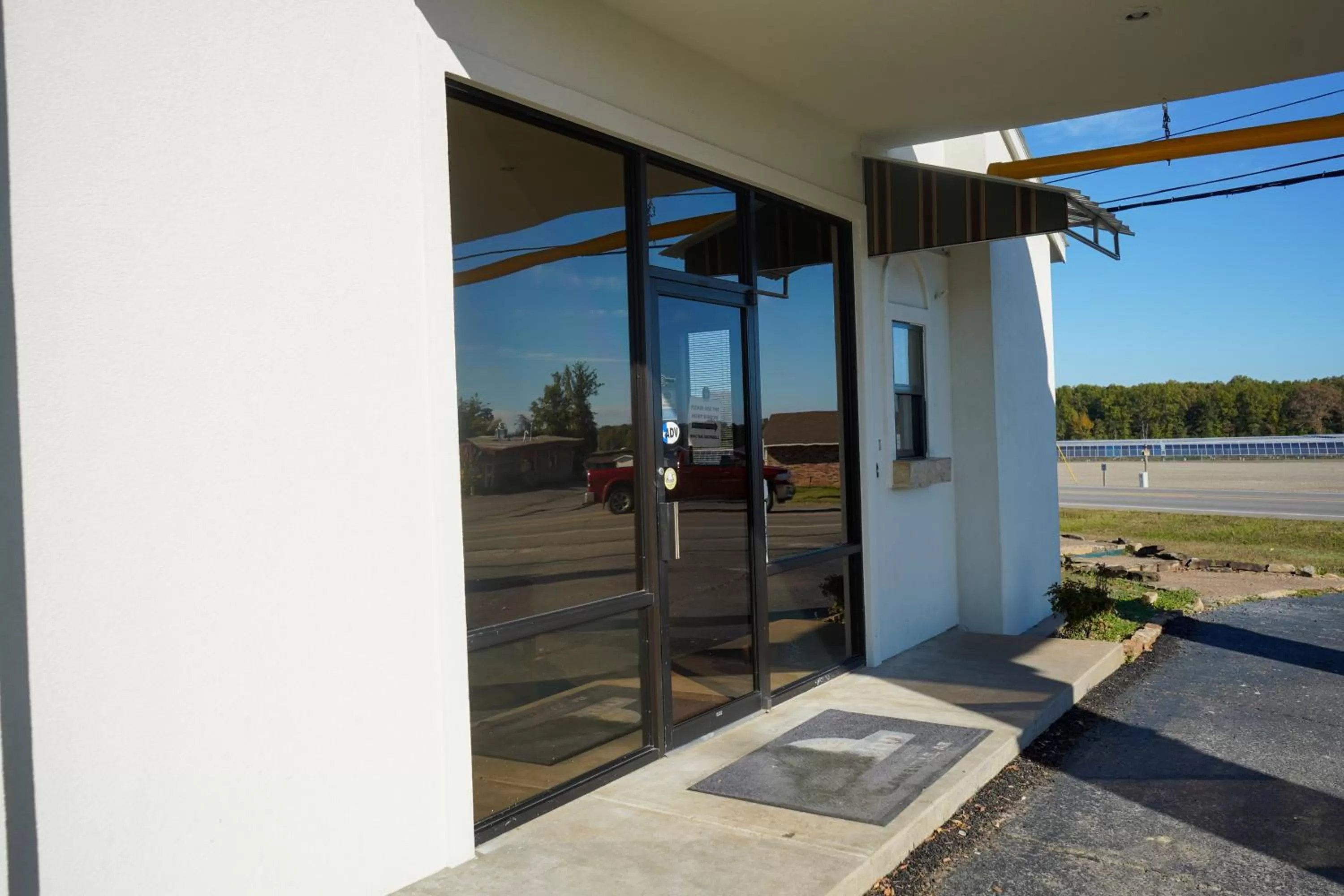 Property building in Sunset Inn Clarksville