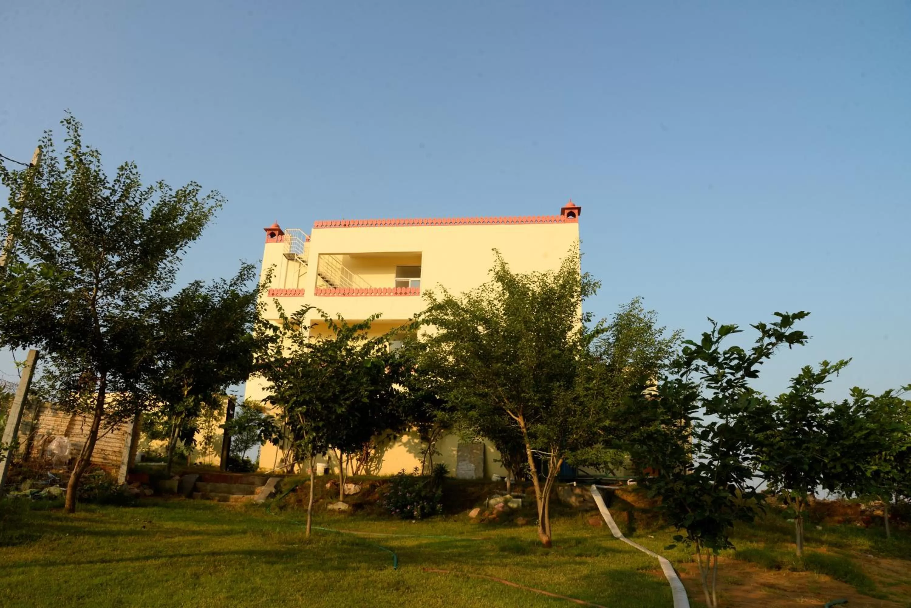 Property building in Omak Tiger Seven