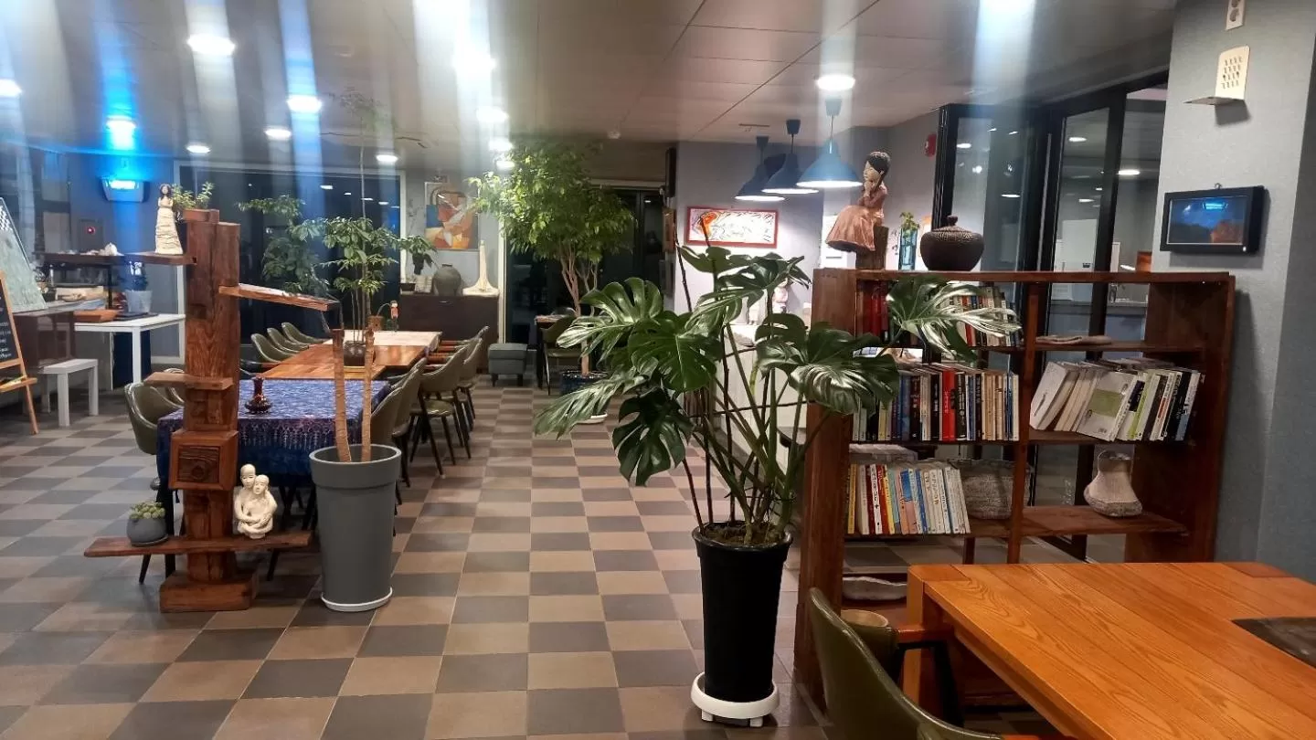 Lounge or bar in Hotel Jirisan Haetsal