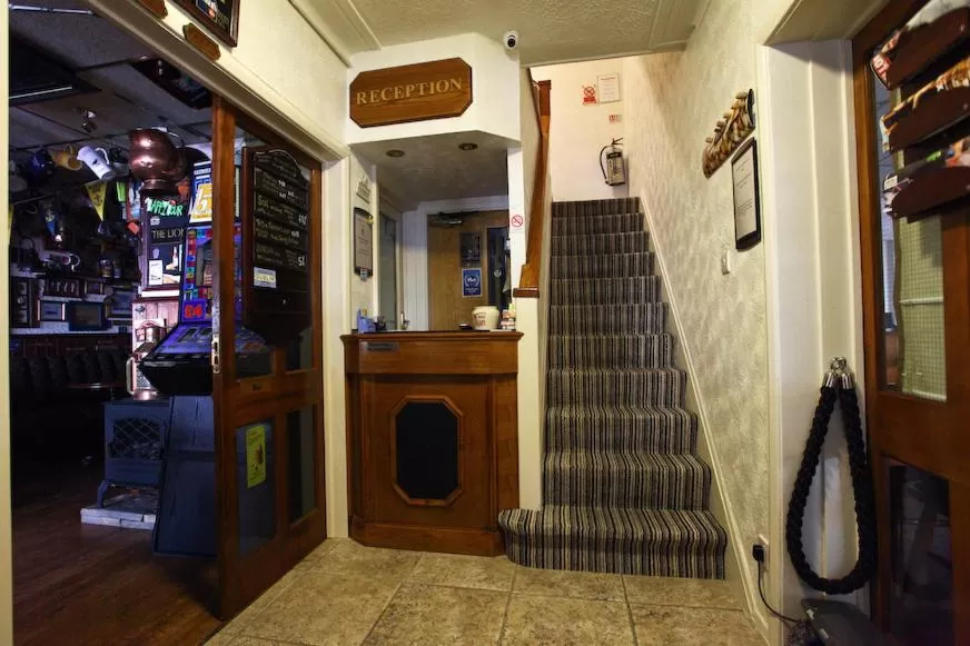 Lobby or reception in Clifton Court Hotel