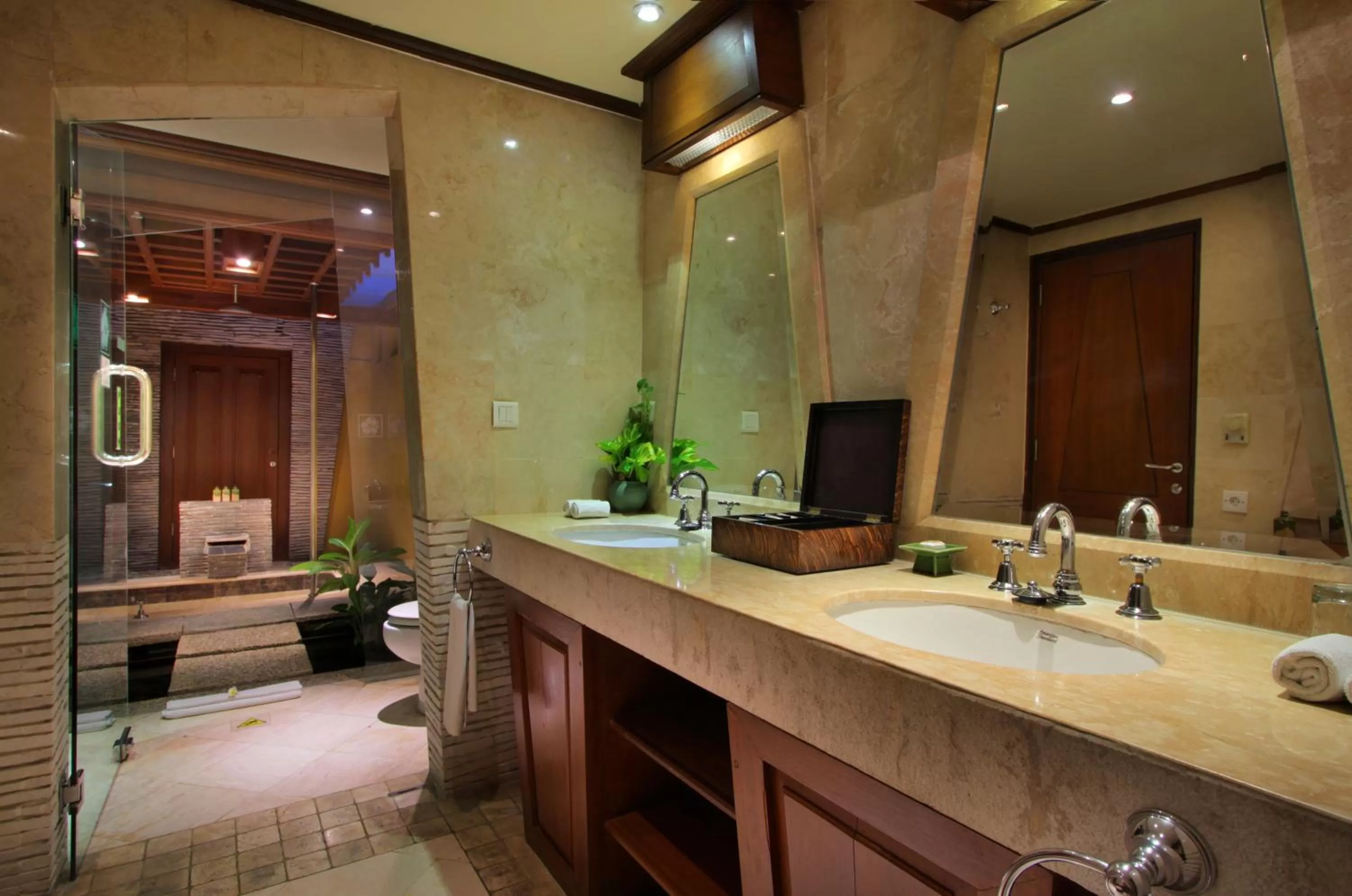 Bathroom in AlamKulkul Boutique Resort