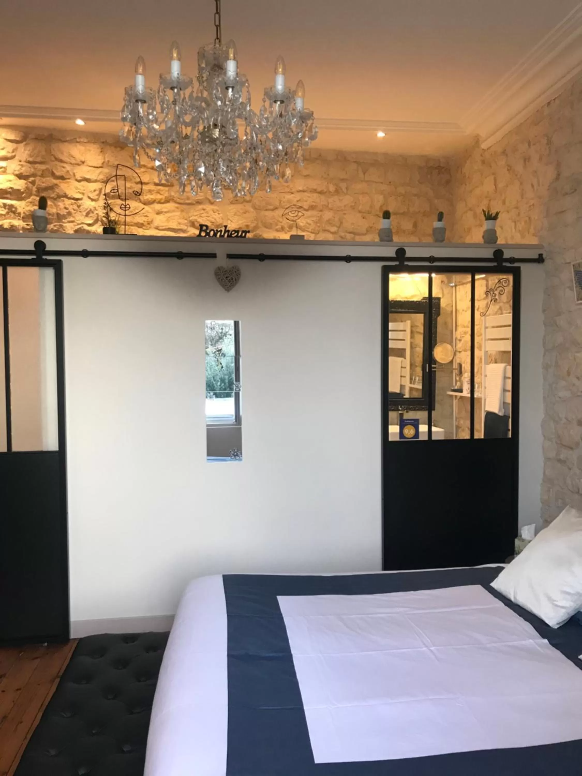 Decorative detail in Saint James House