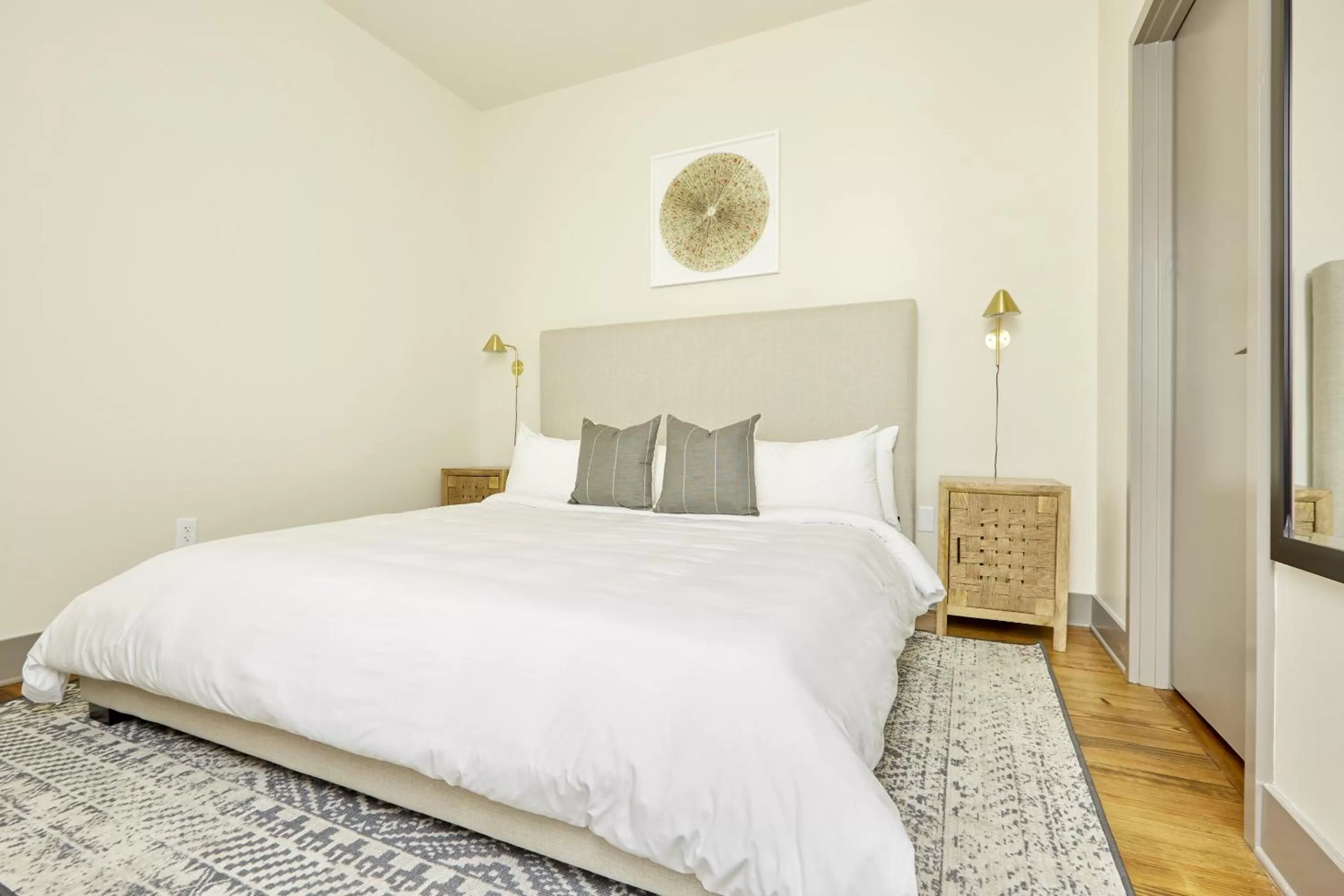 Bedroom, Bed in Sonder Telfair Square