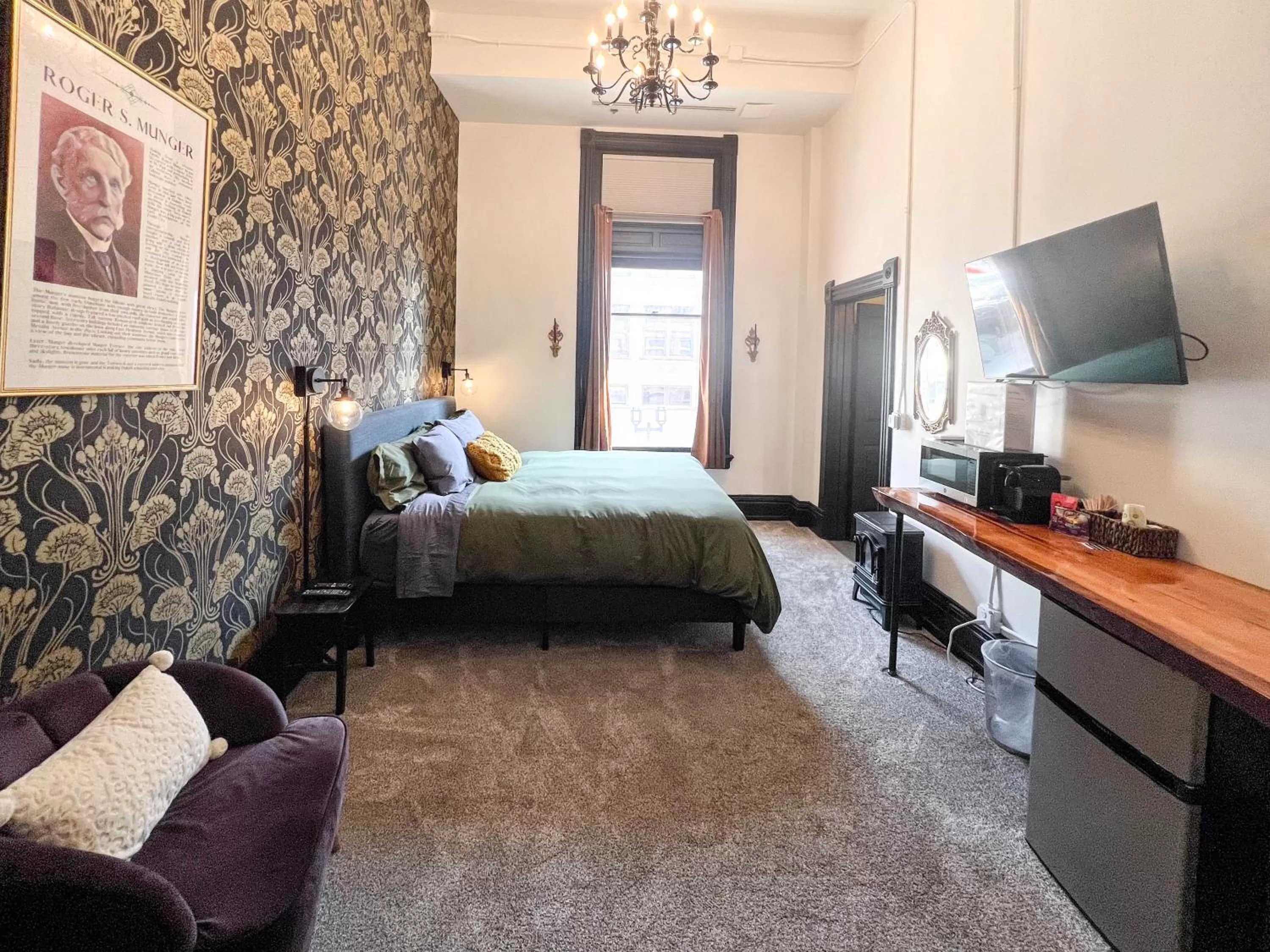 Bed in The Oliver Inn