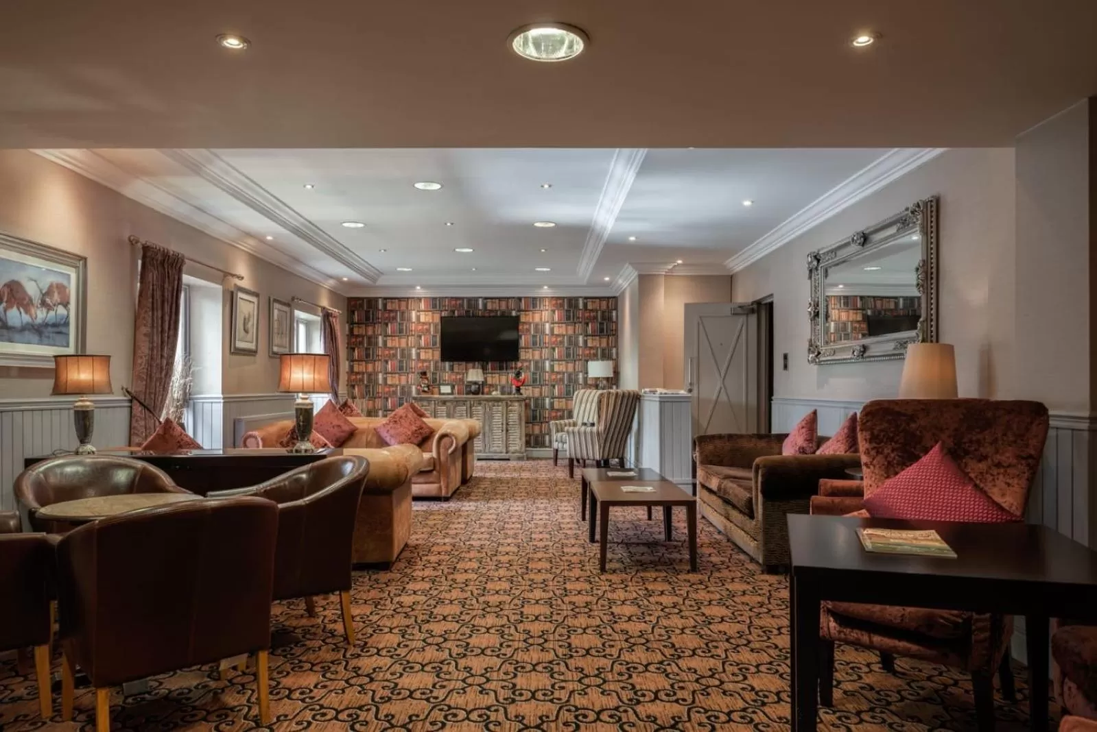 Lounge or bar in The Priest House On The River