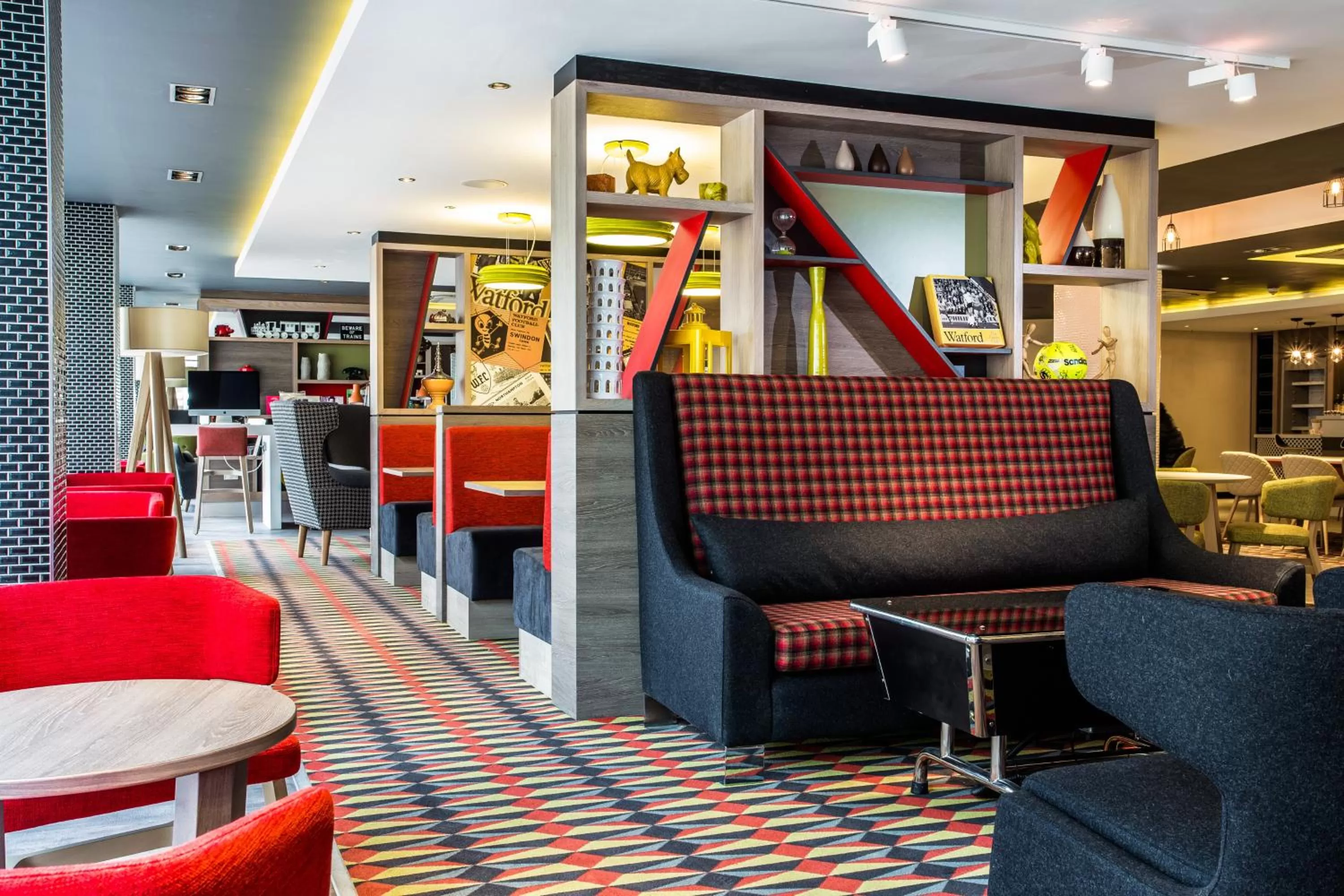 Lobby or reception in Holiday Inn London Watford Junction by IHG