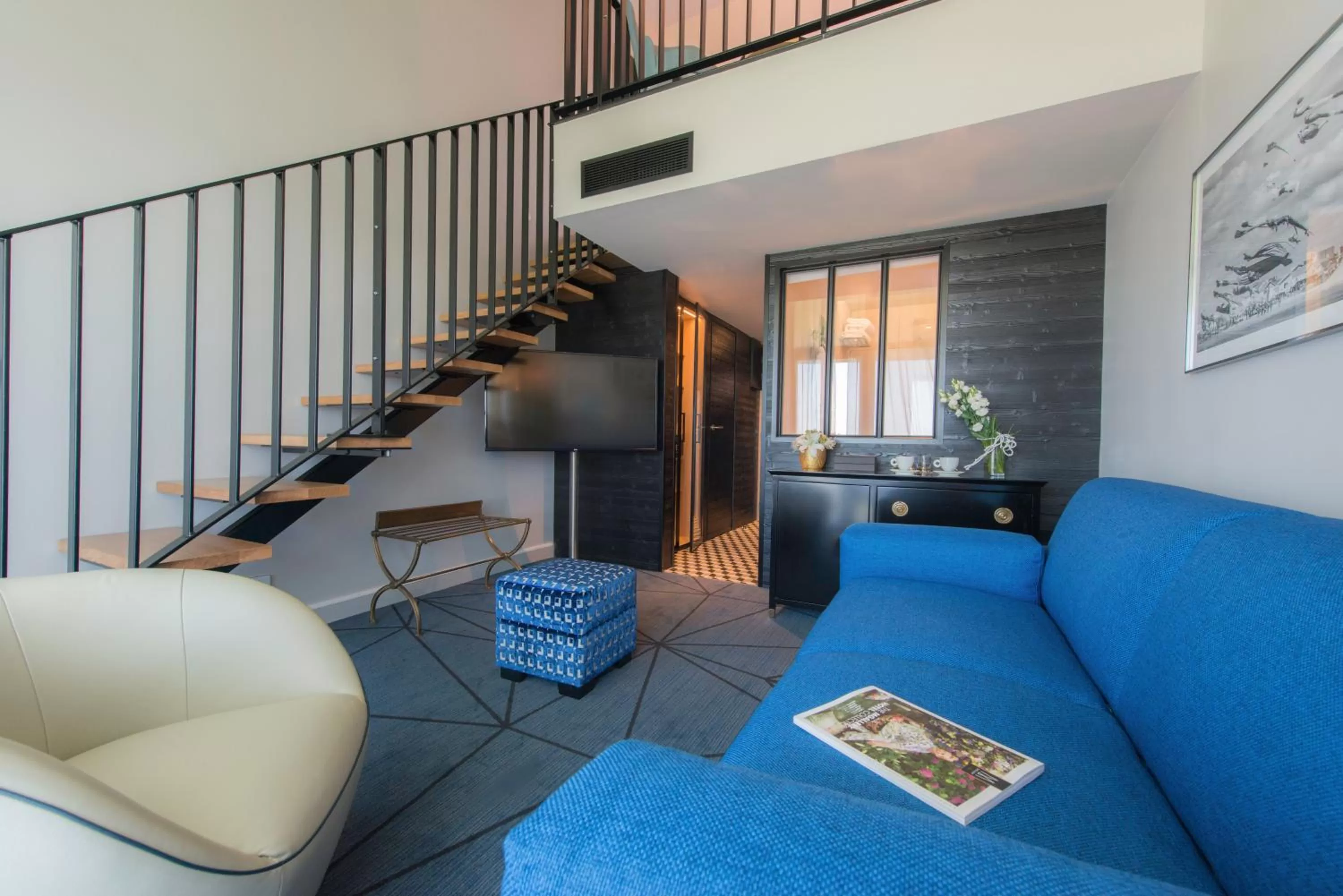 Living room in La Grande Terrasse Hotel & Spa La Rochelle - MGallery Collection