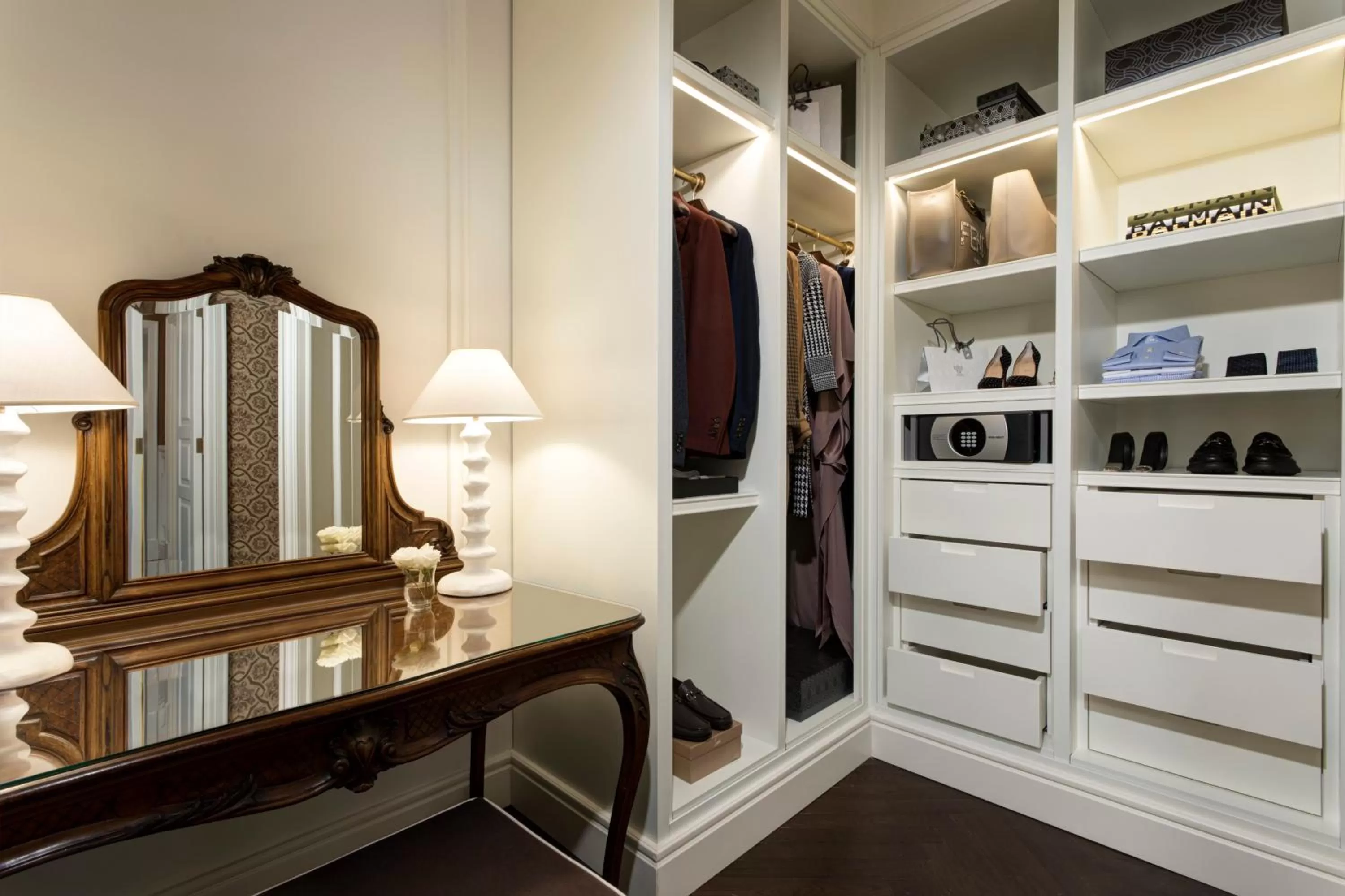 wardrobe in Rocco Forte Villa Igiea