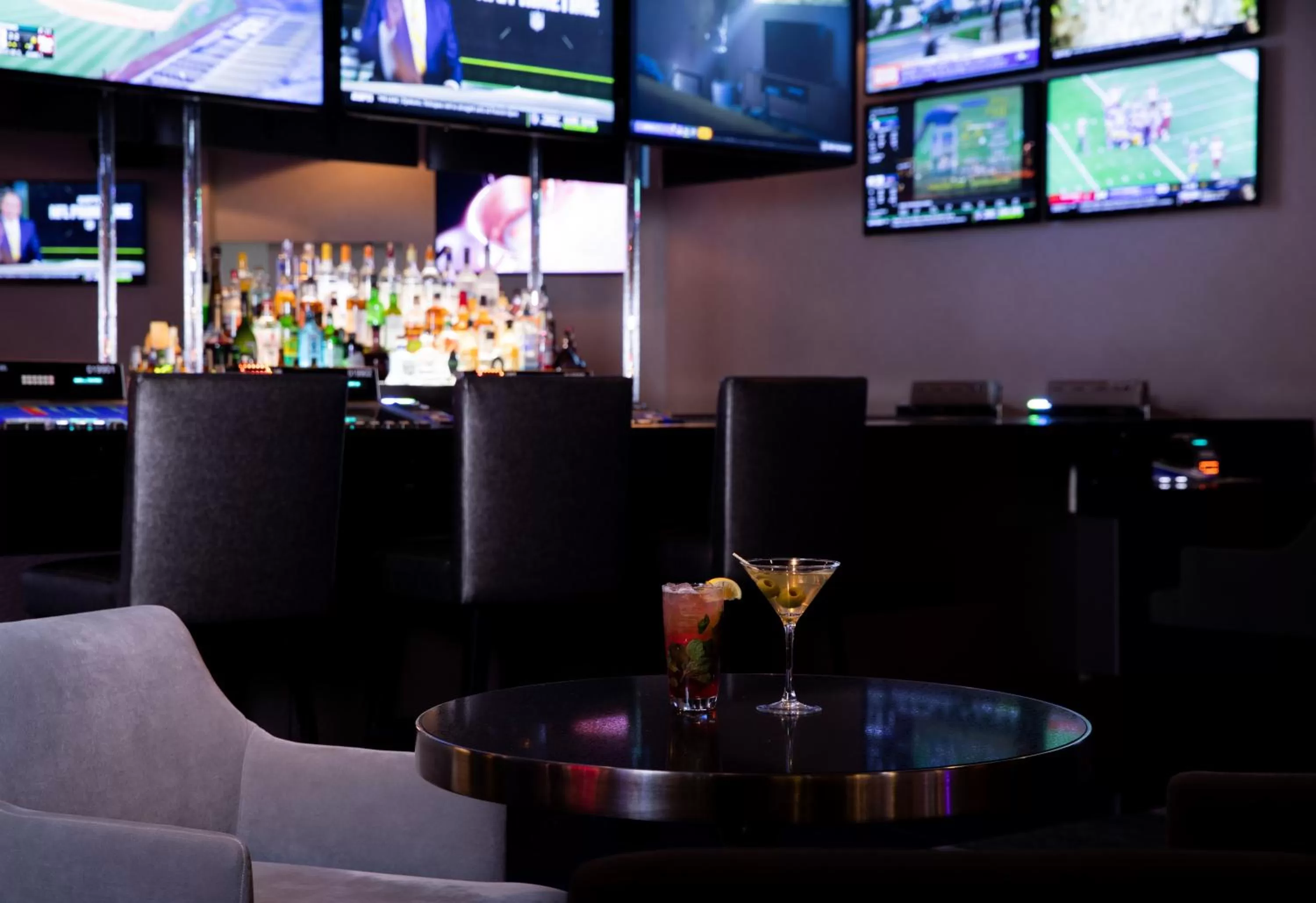 Lounge or bar in Horseshoe Las Vegas