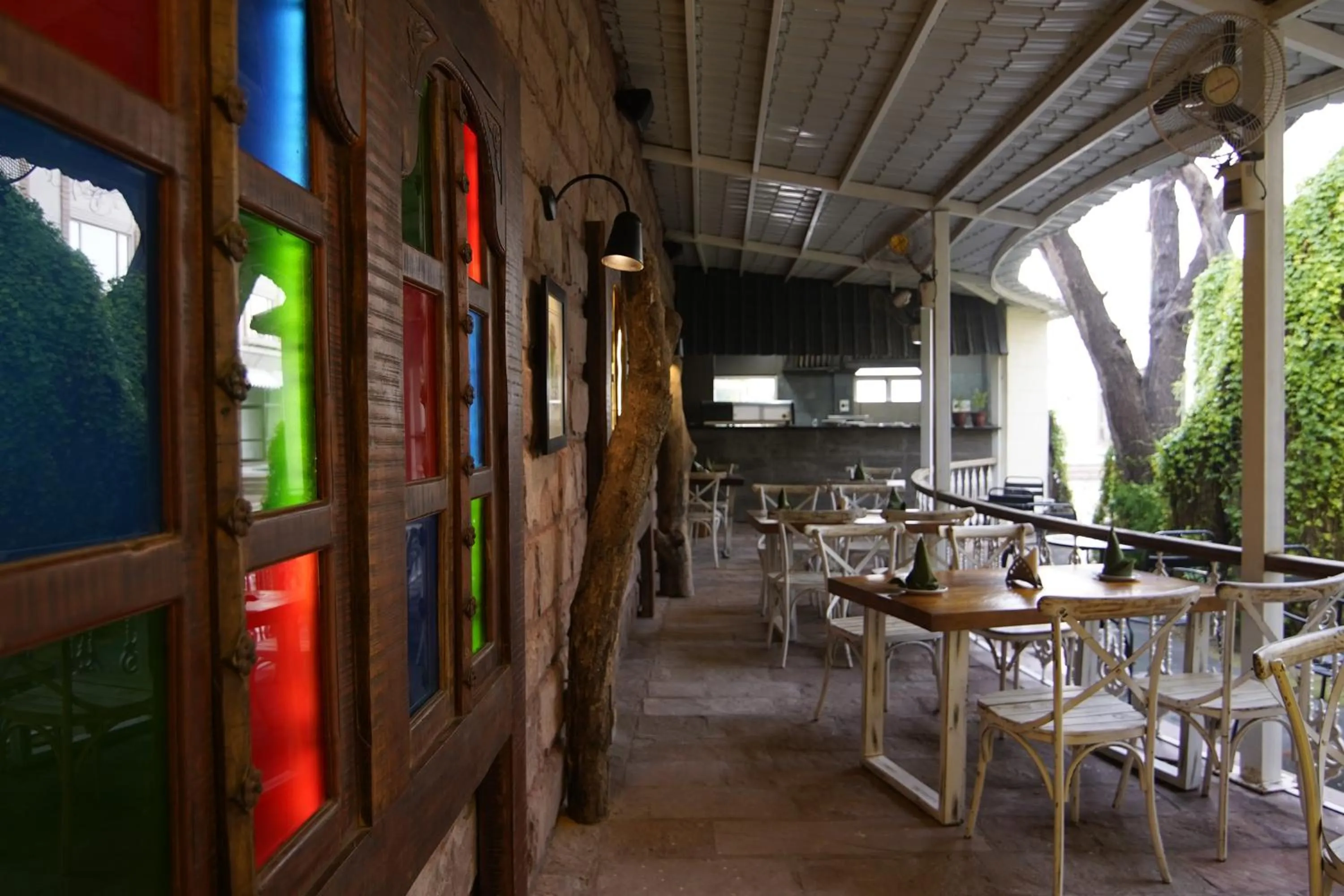 Restaurant/places to eat in Park Plaza Jodhpur