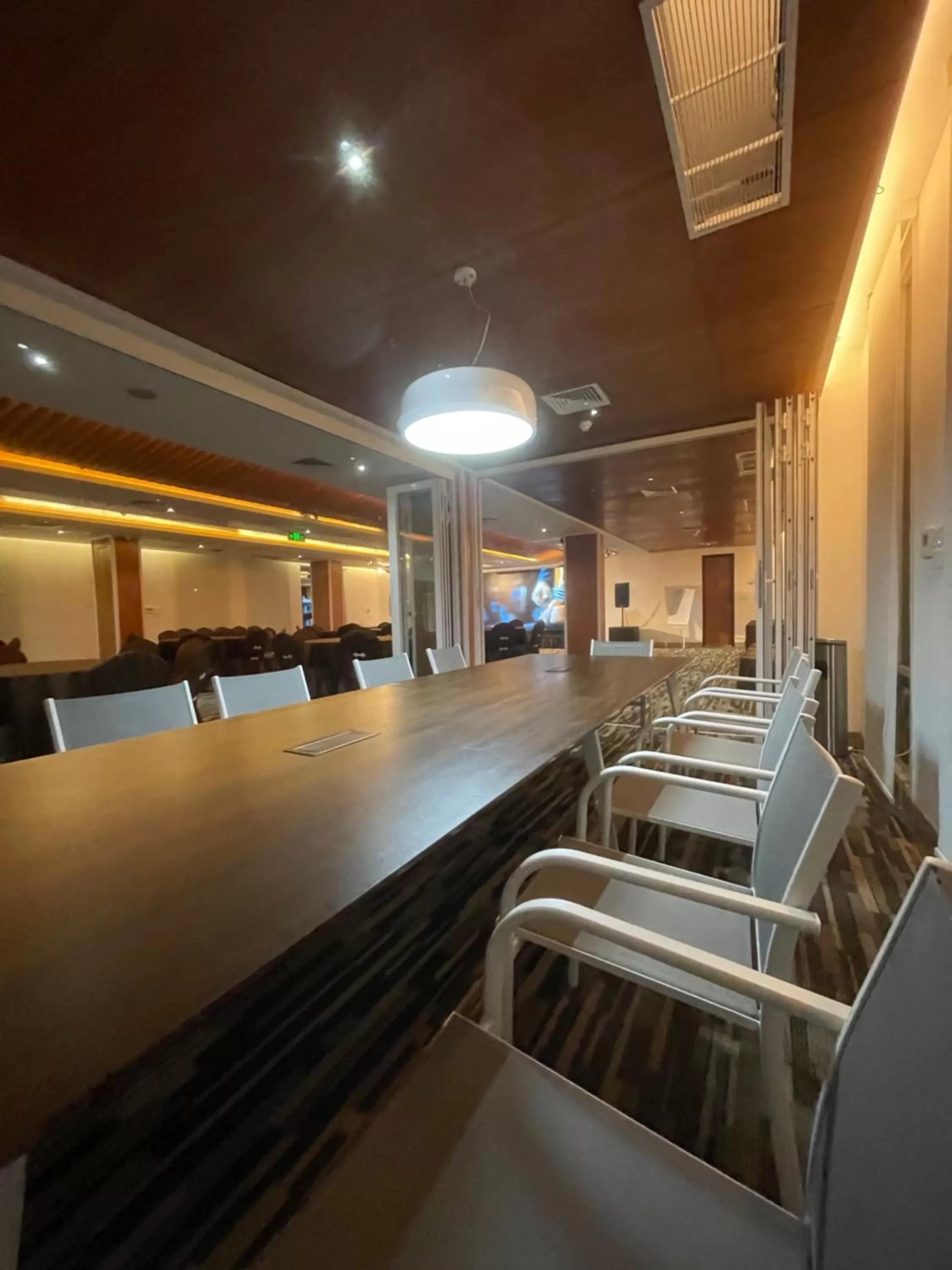 Banquet/Function facilities in Empyrean Dhaka City Centre