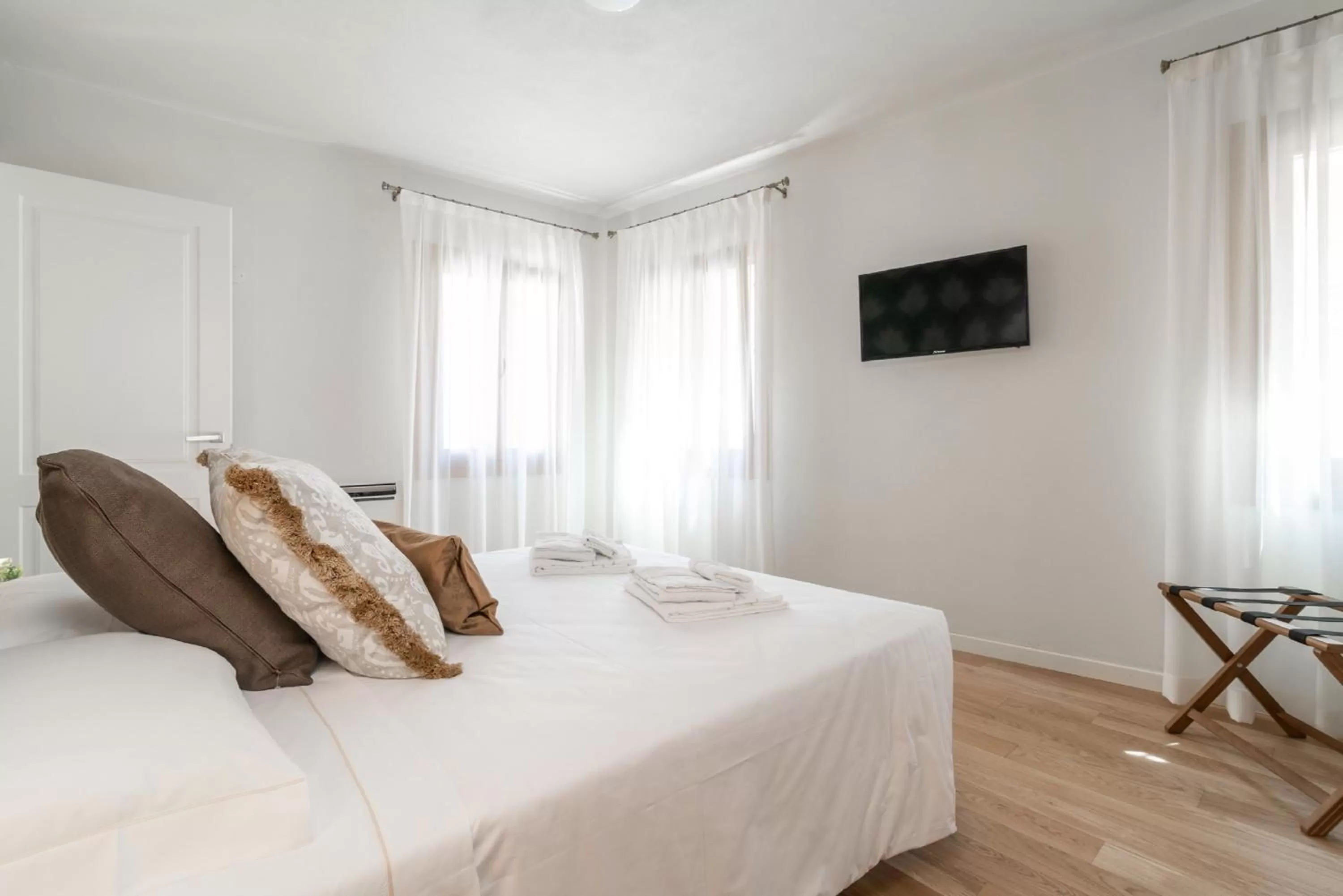 TV and multimedia, Bed in Hotel Grifoni