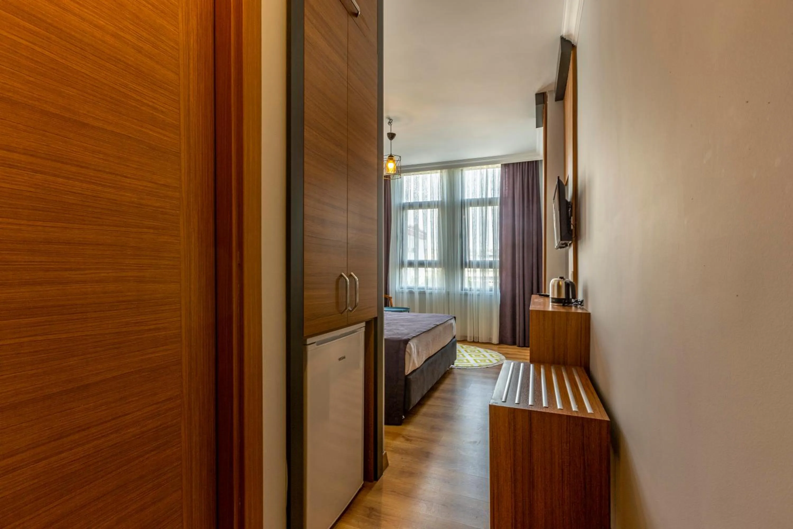 Photo of the whole room, Bed in Antalya Business Hotel