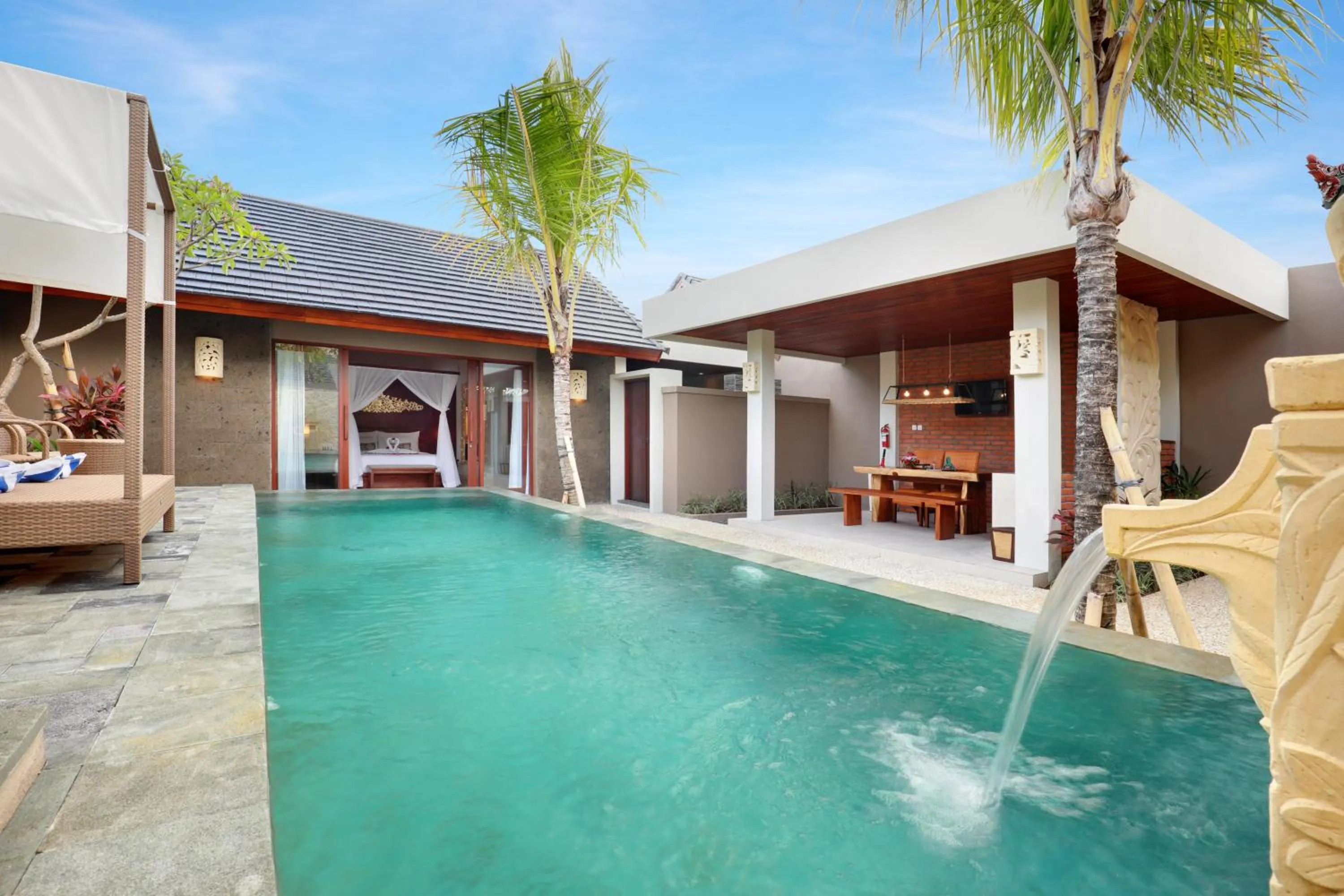 Swimming pool in Lumbini Luxury Villas and Spa